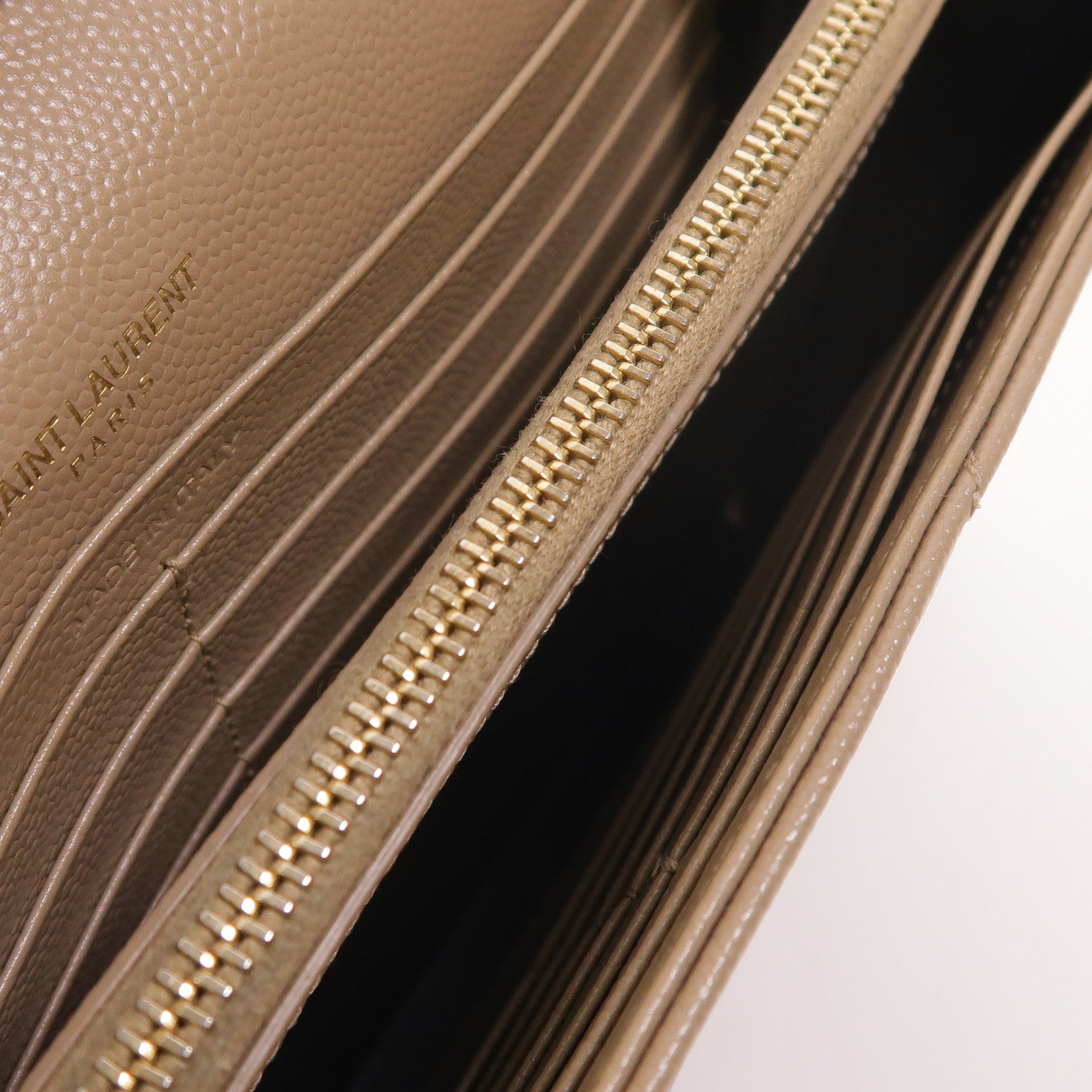 SAINT LAURENT 牛皮皮革Cassandre Envelope鏈帶肩背袋