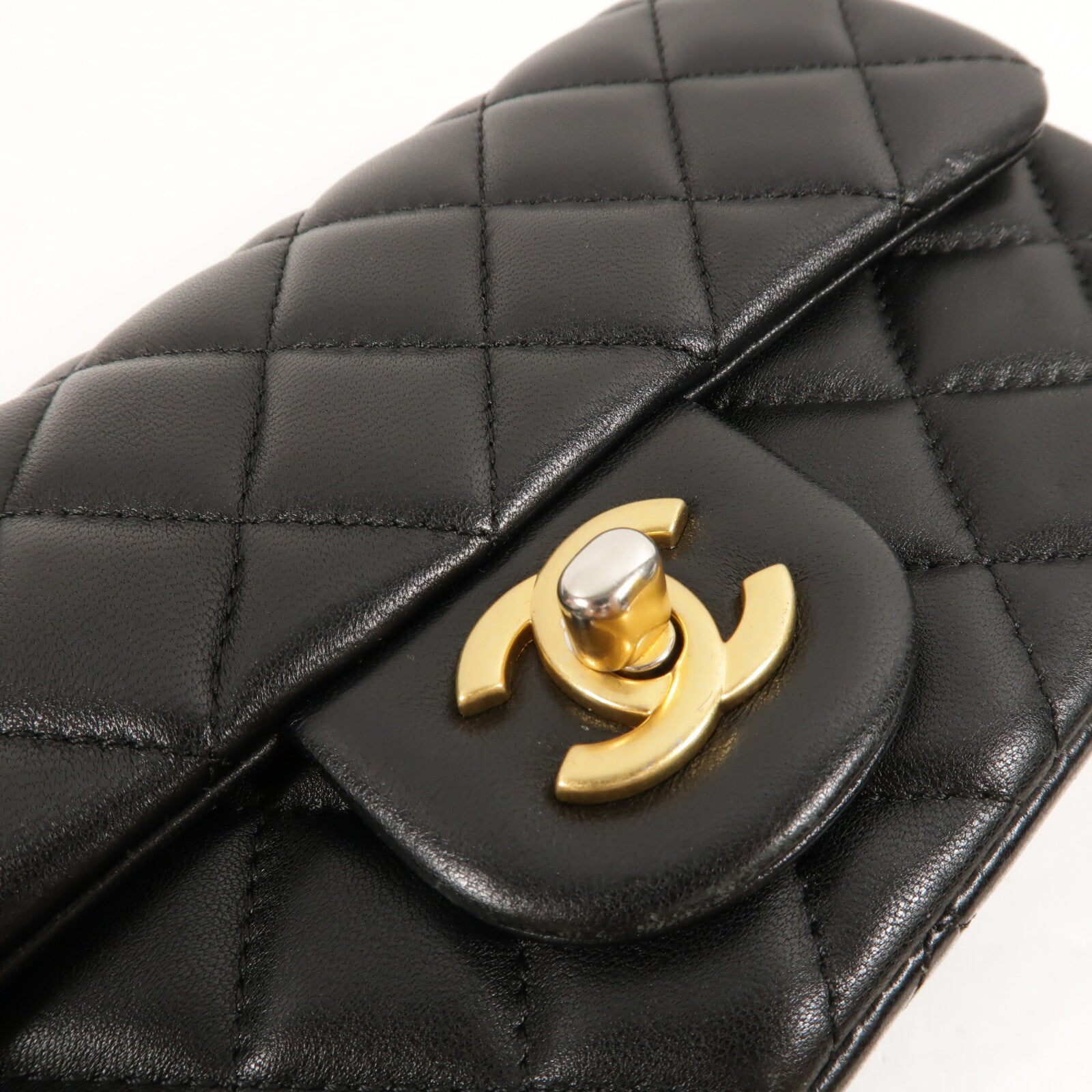 CHANEL 羊皮皮革Mini Classic 20 Gold Ball鏈帶肩背袋
