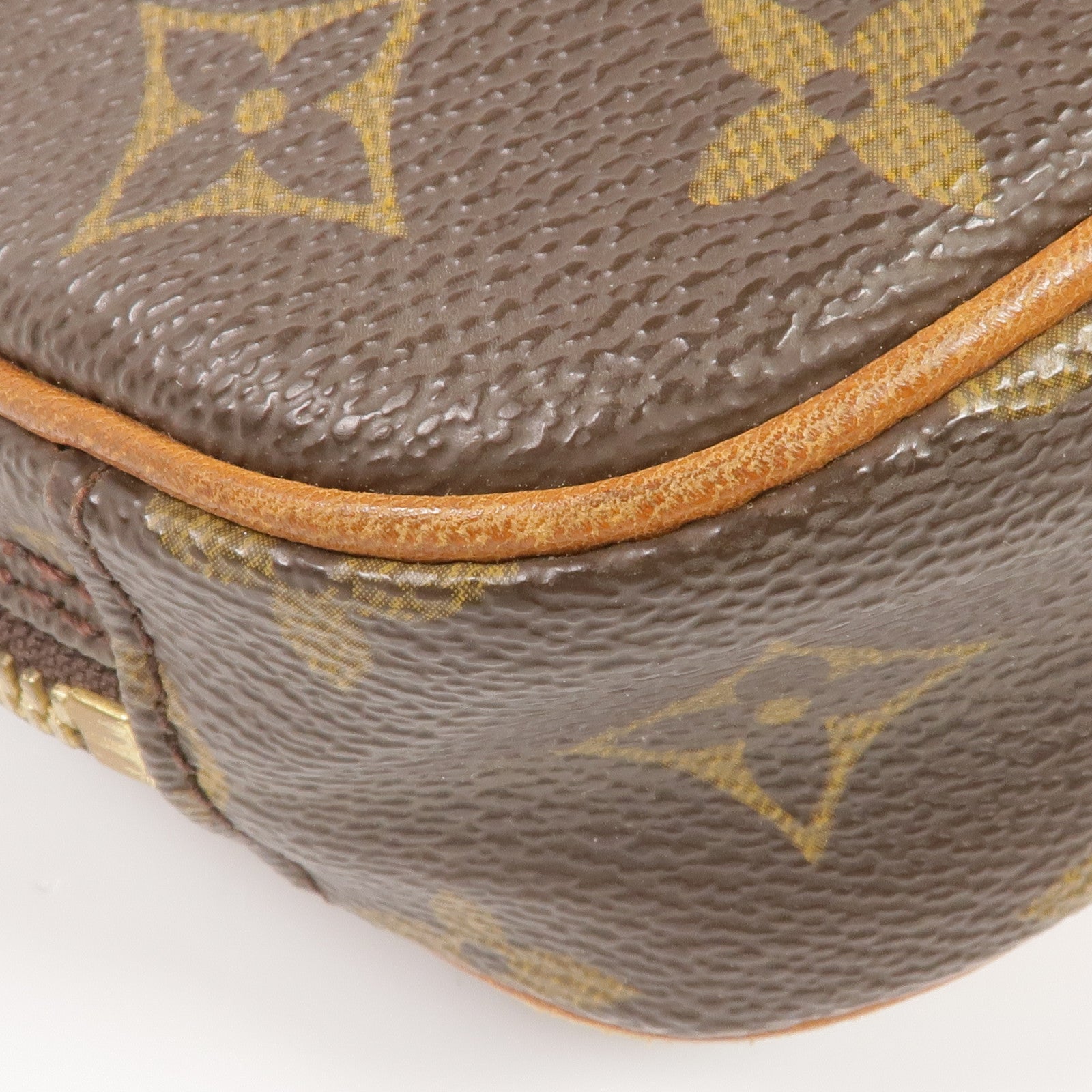 LOUIS VUITTON Monogram Pochette Gange金扣腰包