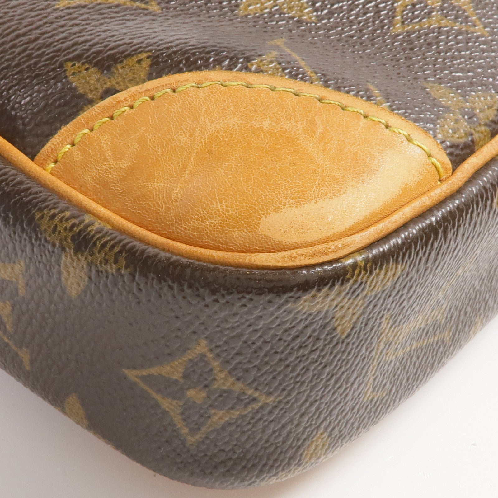 LOUIS VUITTON Monogram Danube金扣肩背袋