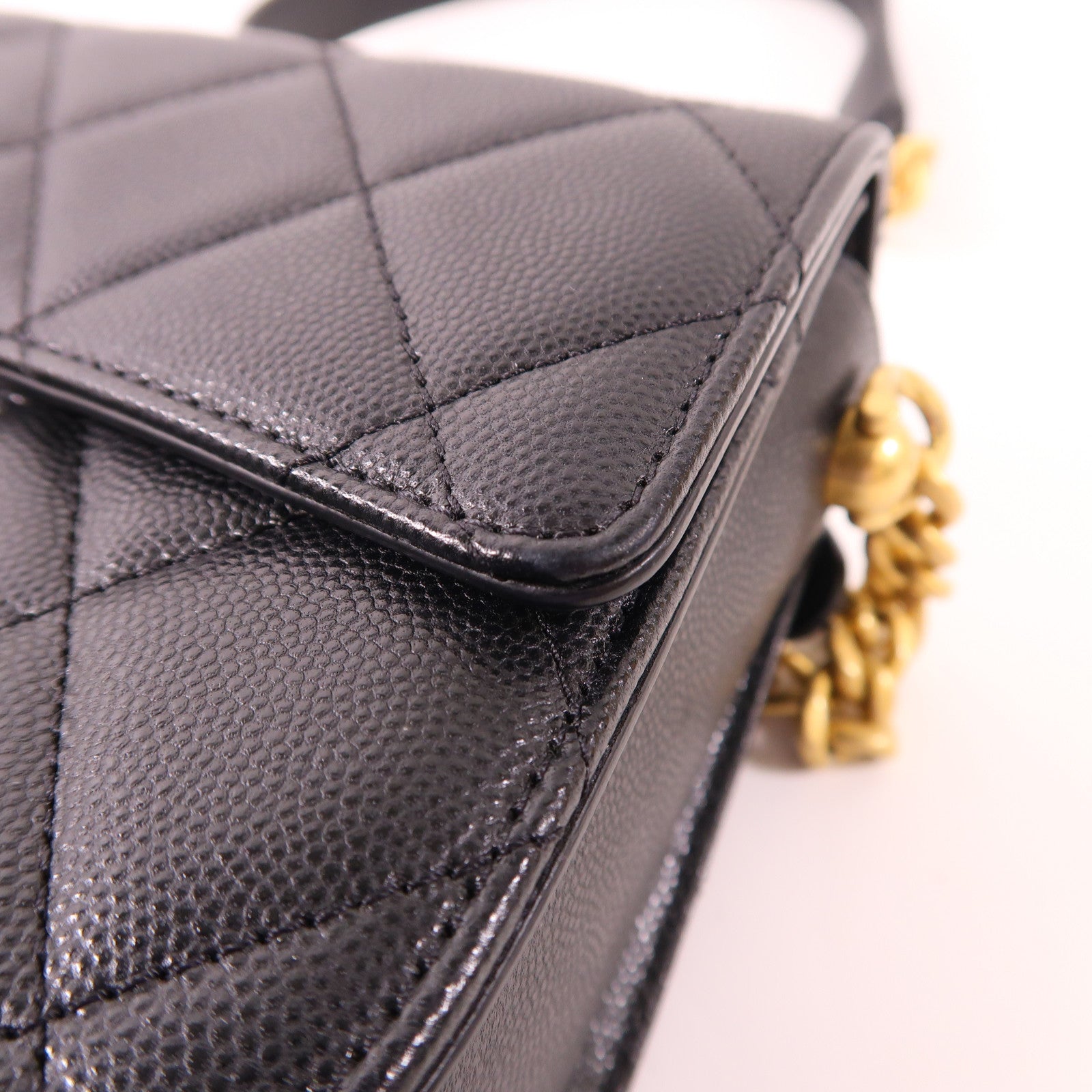 CHANEL 牛皮皮革Shoulder Bag金扣肩背袋