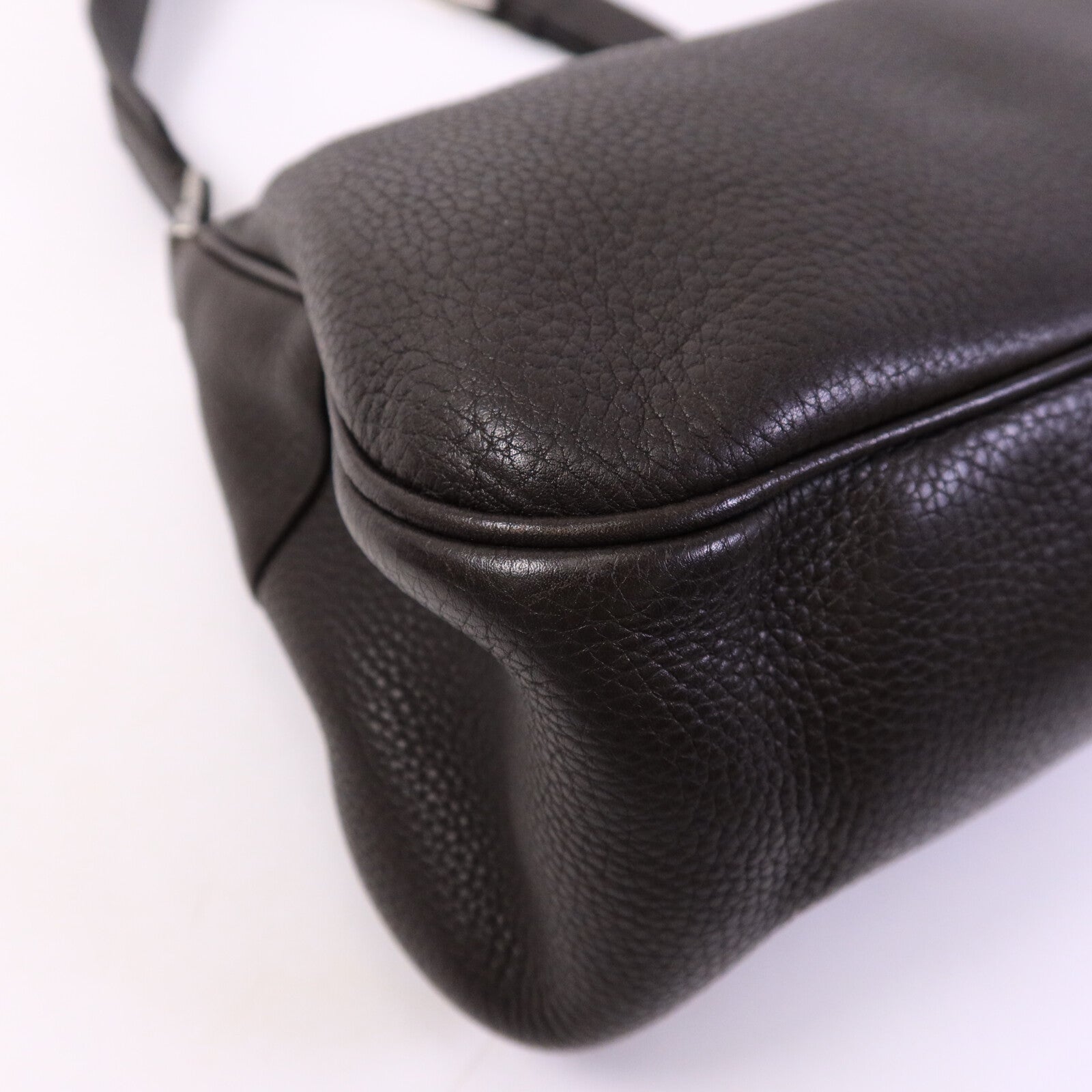 PRADA 牛皮皮革Shoulder Bag銀扣肩背袋