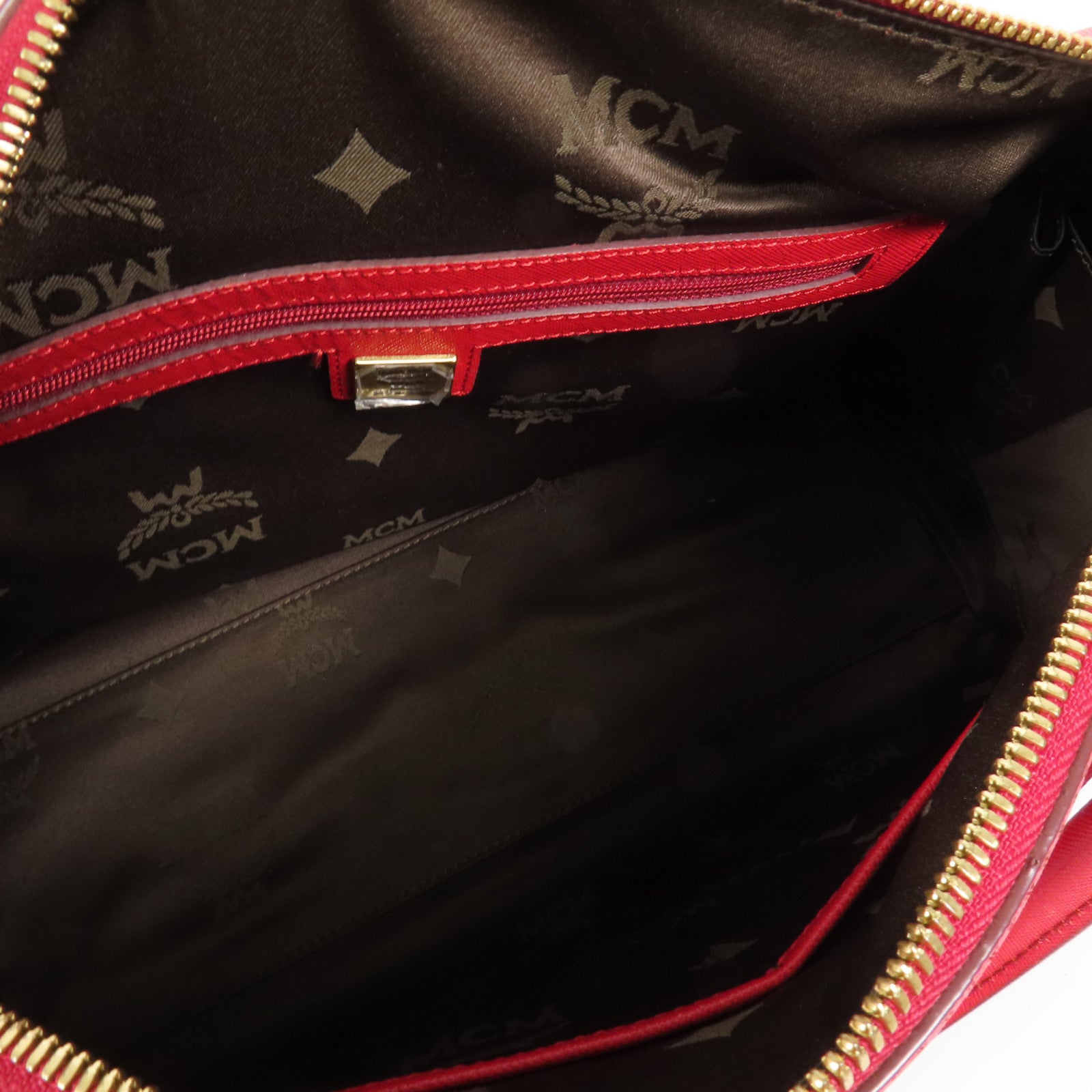 MCM 牛皮皮革Boston Bag金扣手挽袋