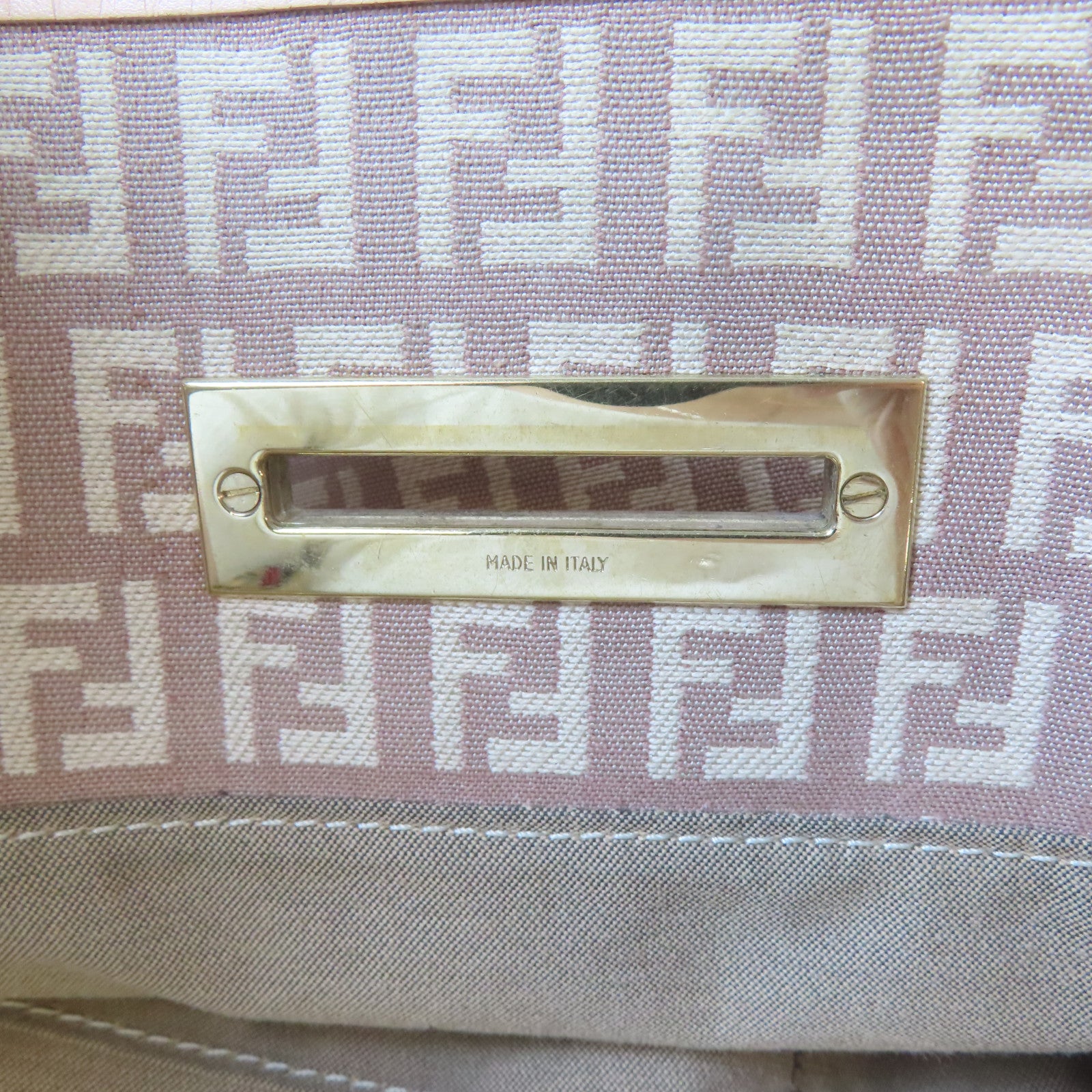 FENDI 帆布Shoulder Bag金扣肩背袋粉紅色