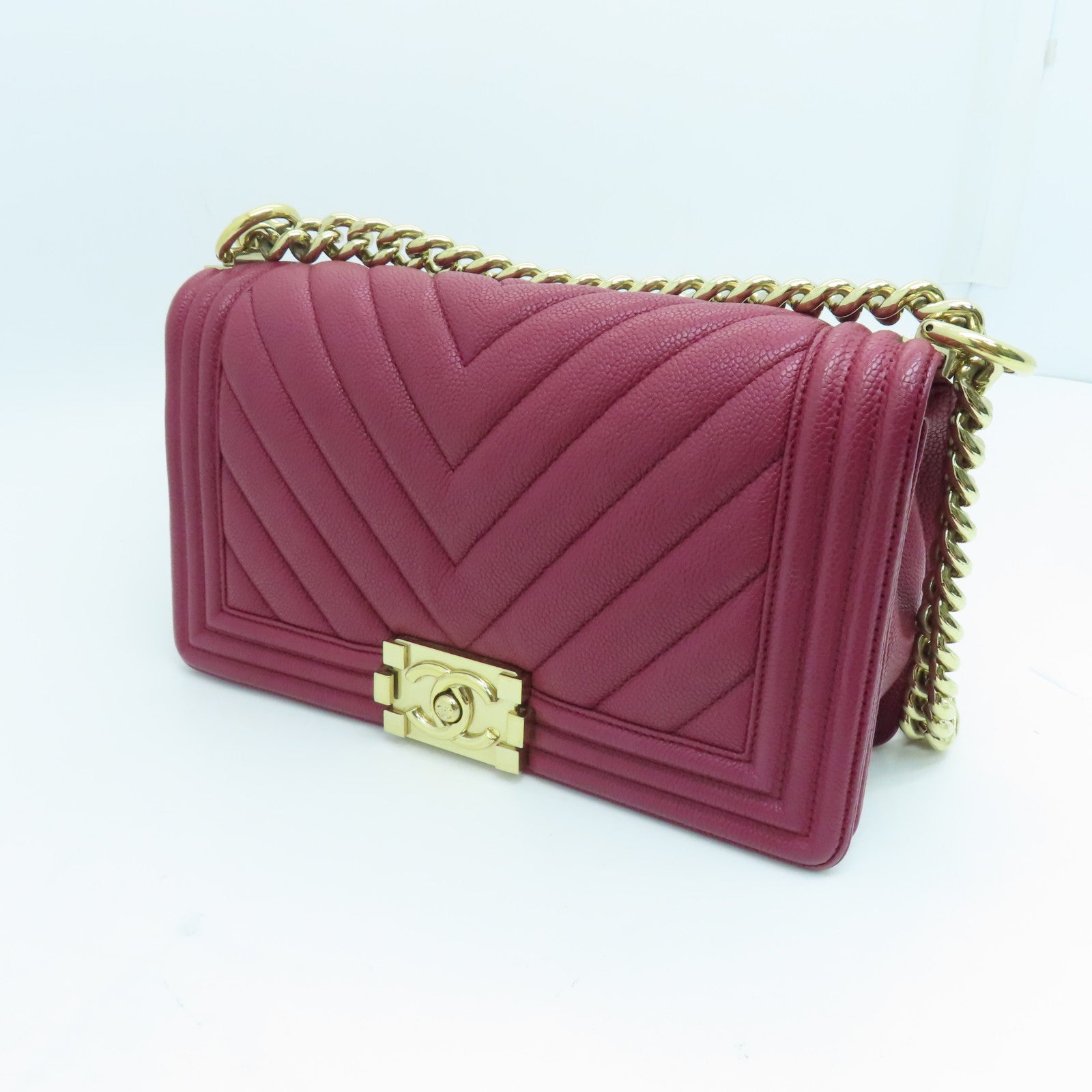 CHANEL 【激減優惠】斜紋Cavair皮革Boy 25cm金扣肩背袋紫紅色
