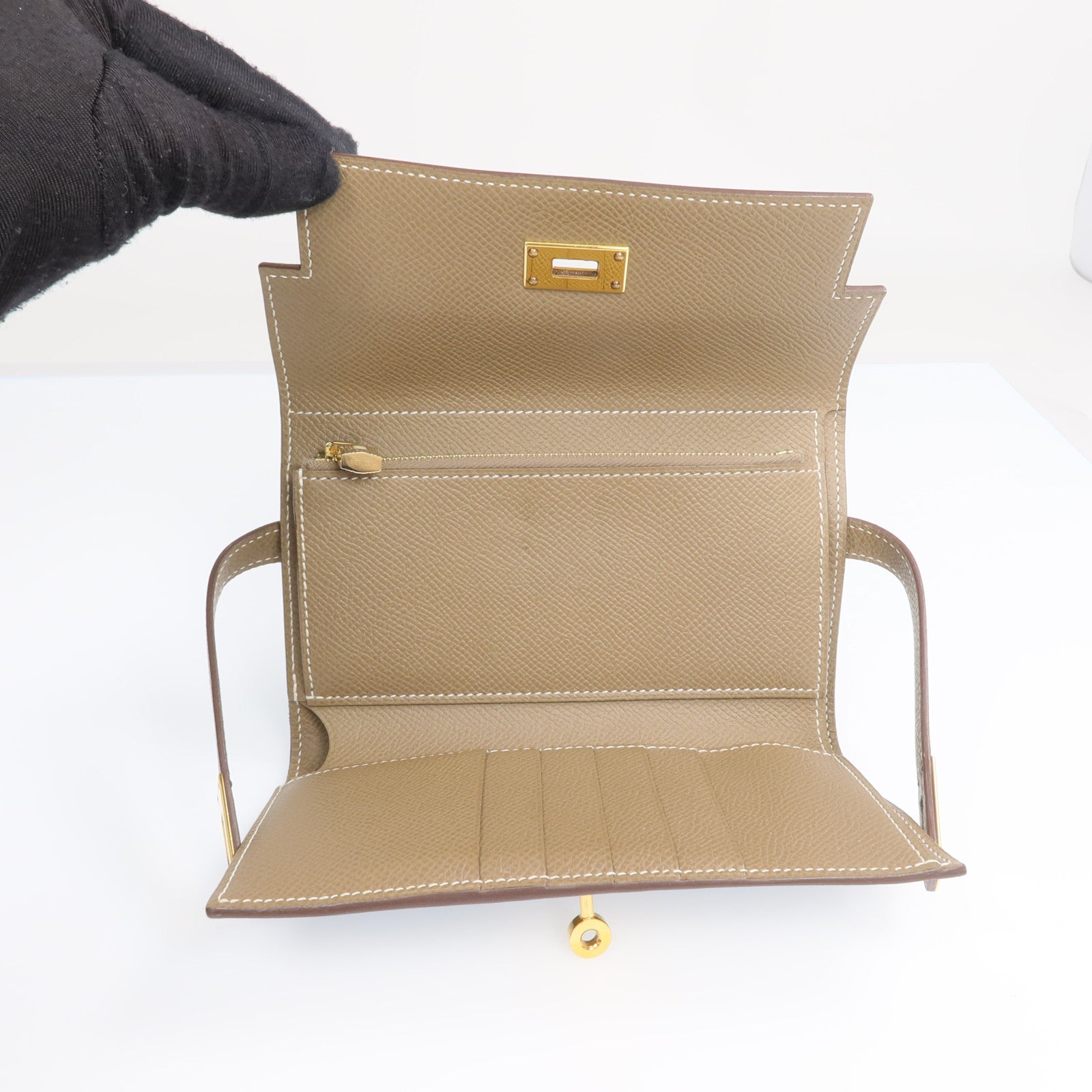 HERMES 【激減優惠】Epsom皮革Kelly Short Wallet金扣長錢包Etoupe