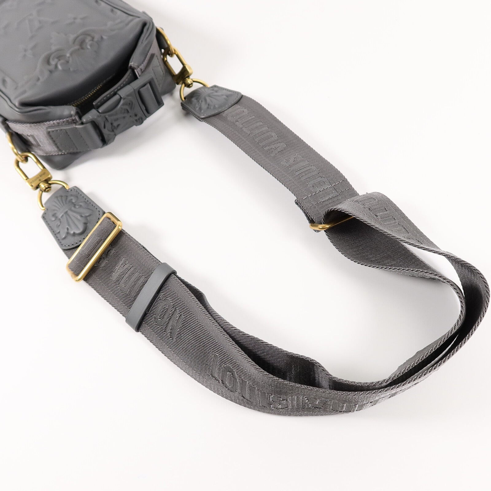 LOUIS VUITTON 牛皮皮革Cruiser Messenger肩背袋