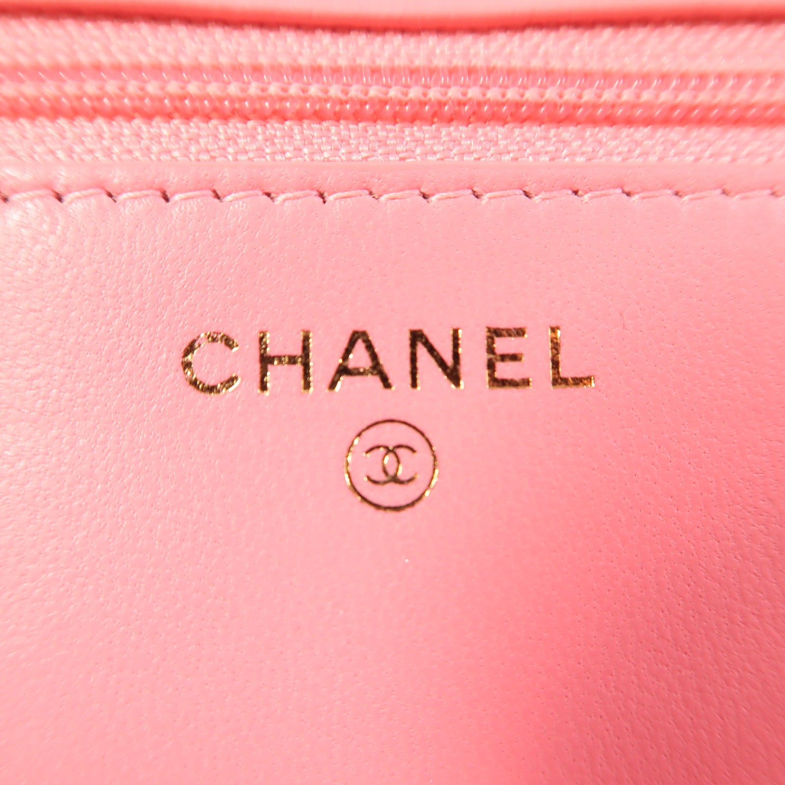 CHANEL 羊皮皮革WOC Wallet On Chain金扣鏈帶肩背袋