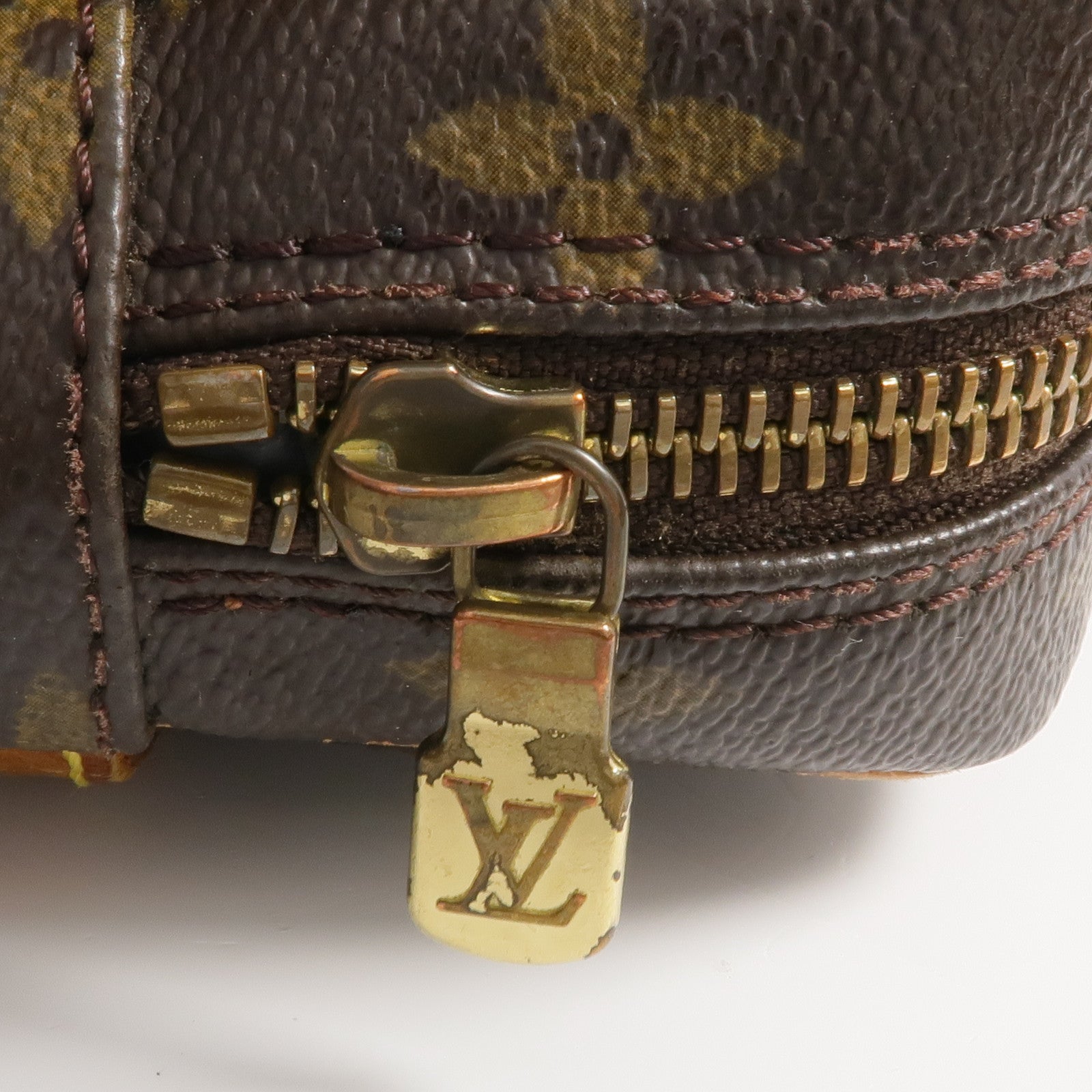 LOUIS VUITTON Monogram Danube金扣肩背袋