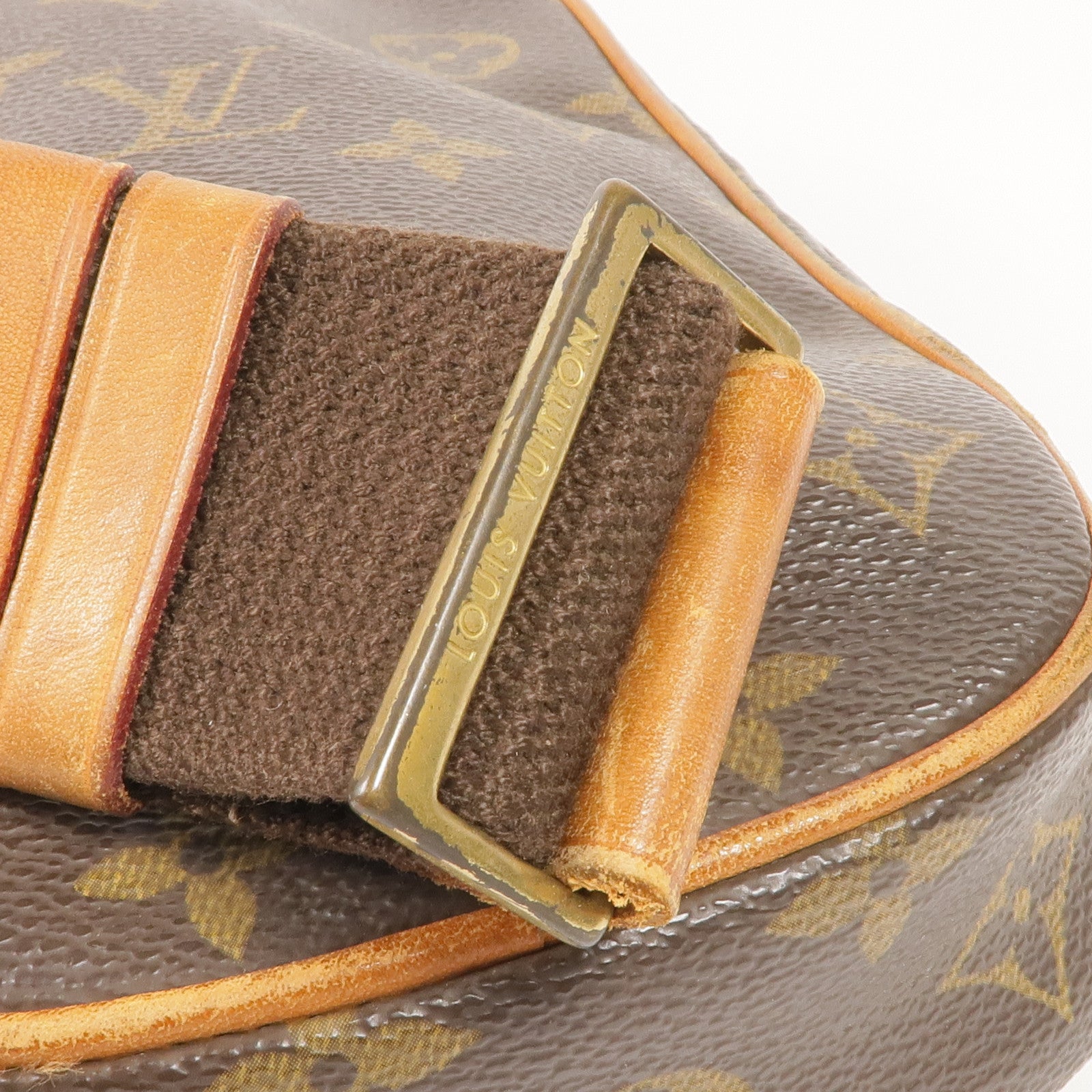 LOUIS VUITTON Monogram Pochette Gange金扣腰包