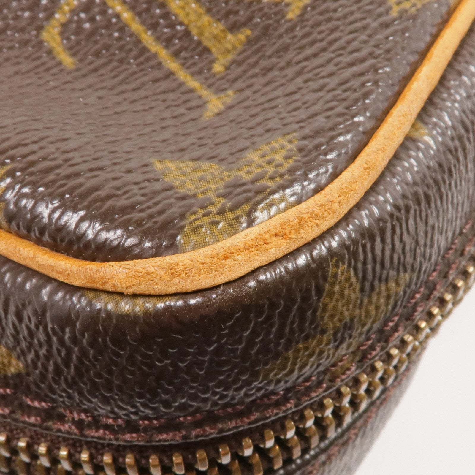 LOUIS VUITTON 【激減優惠】Monogram Danube金扣肩背袋