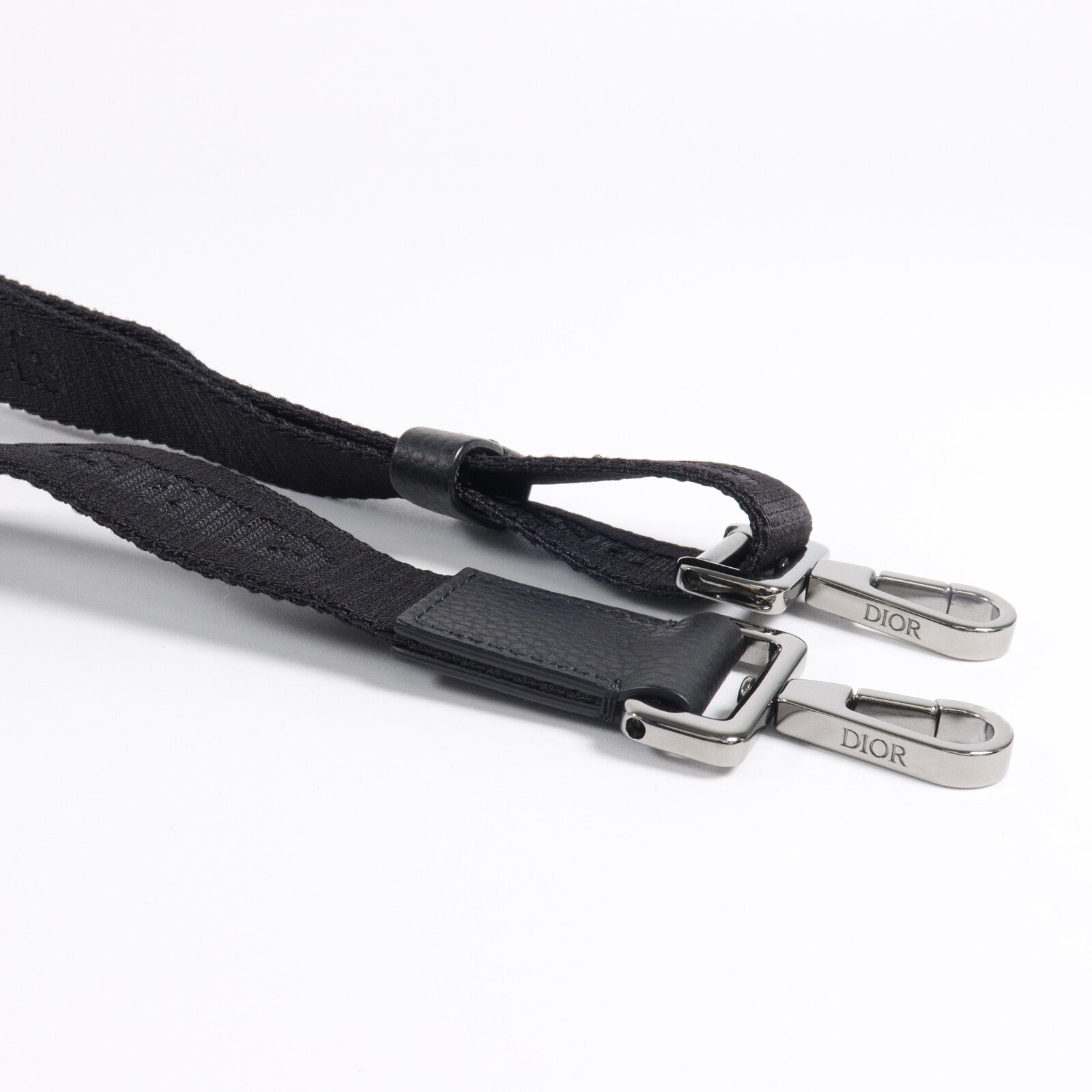 Dior 帆布Oblique Zipped Pouch肩背袋