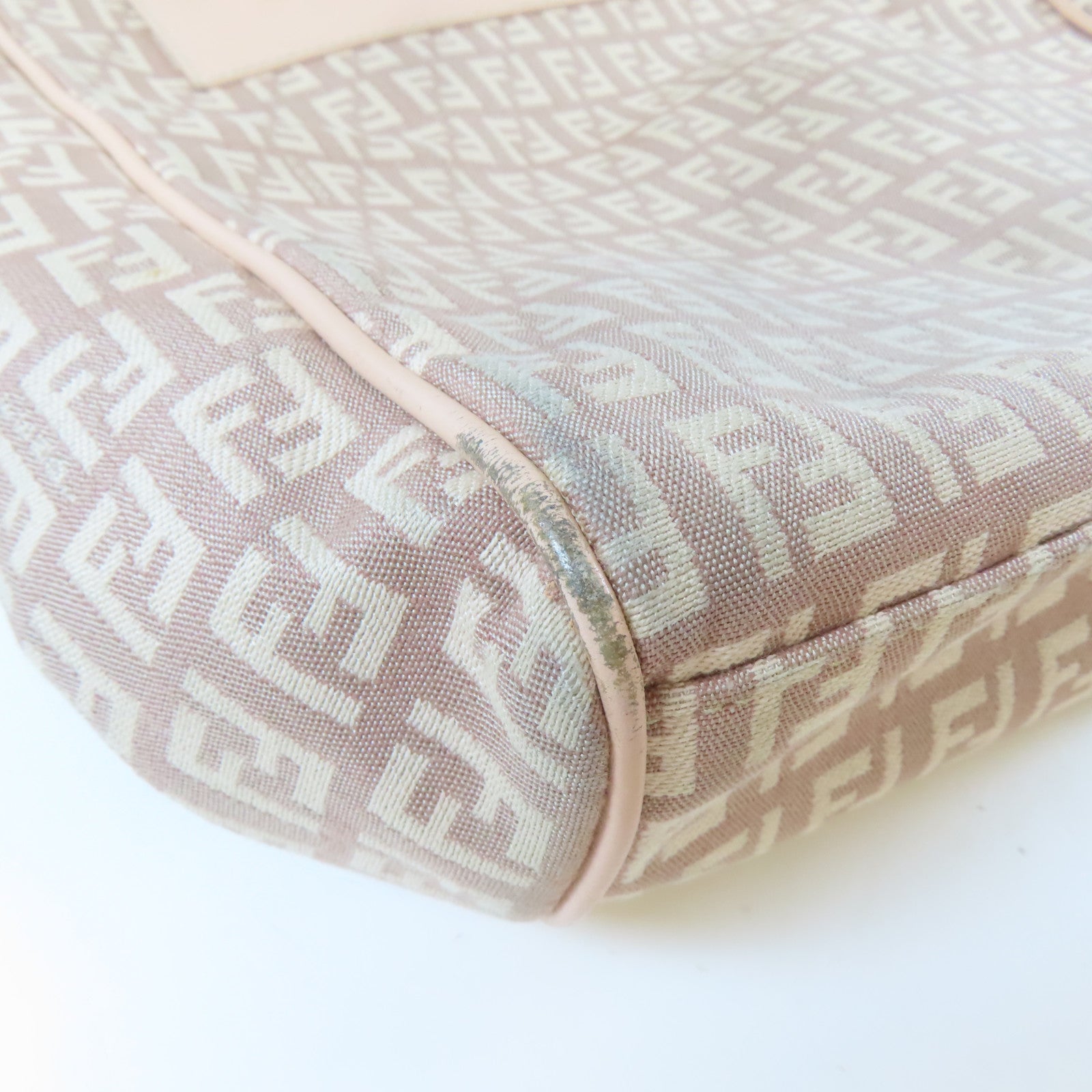 FENDI 帆布Shoulder Bag金扣肩背袋粉紅色