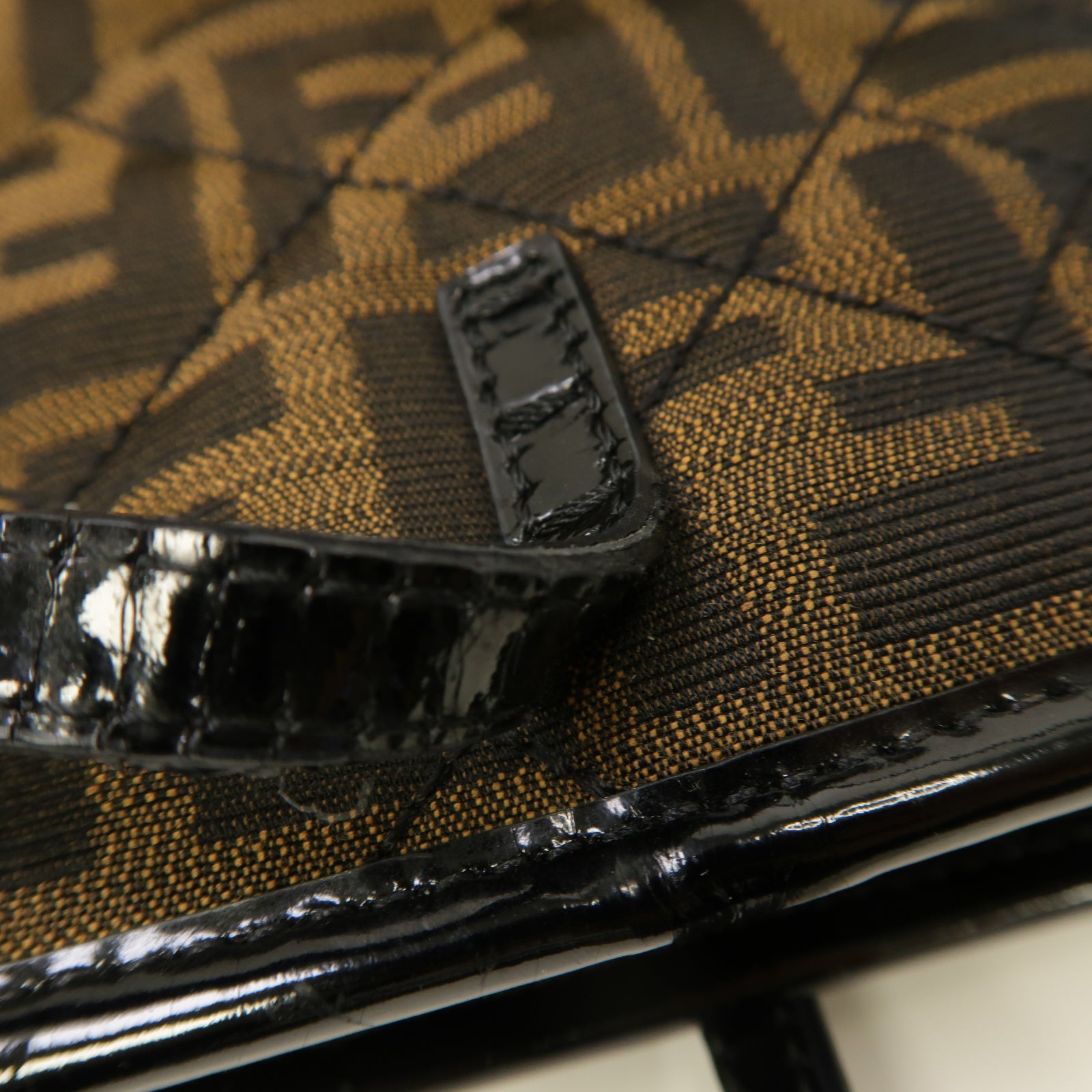 FENDI 帆布Tote Bag金扣手挽袋棕色