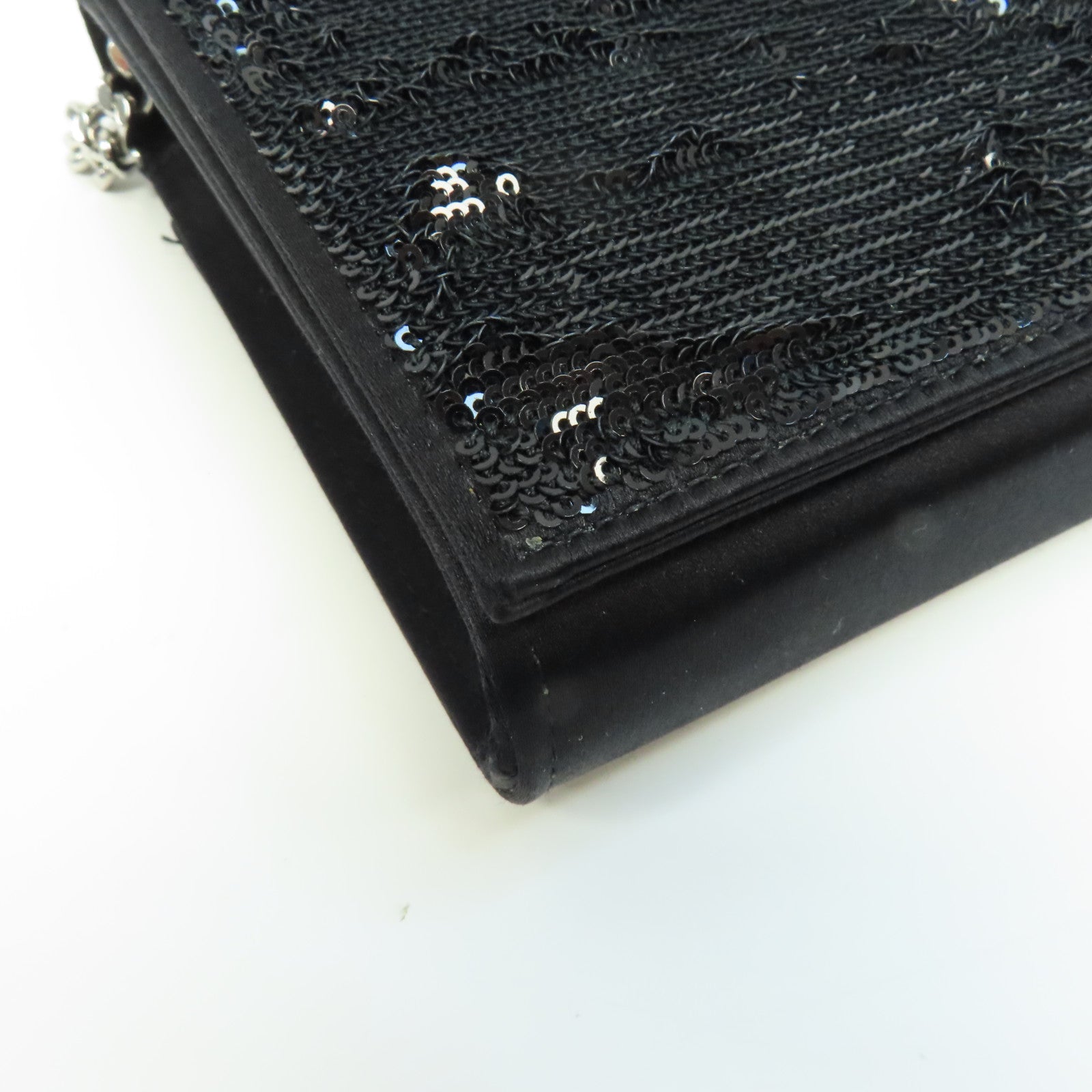 YVES SAINT LAURENT 亮片Chain Shoulder銀扣鏈帶肩背袋黑色