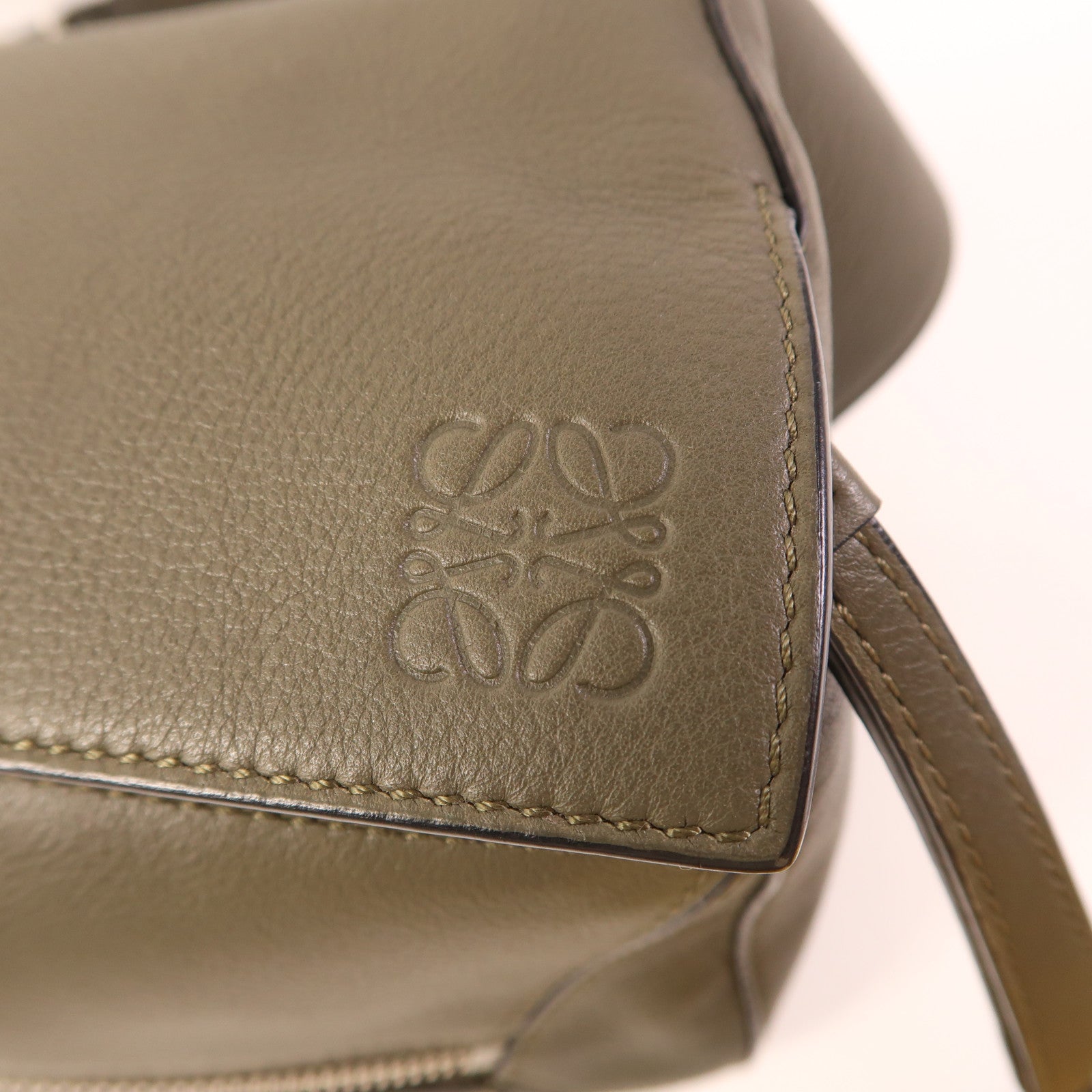 LOEWE 牛皮皮革Small Puzzle Bumbag銀扣肩背袋