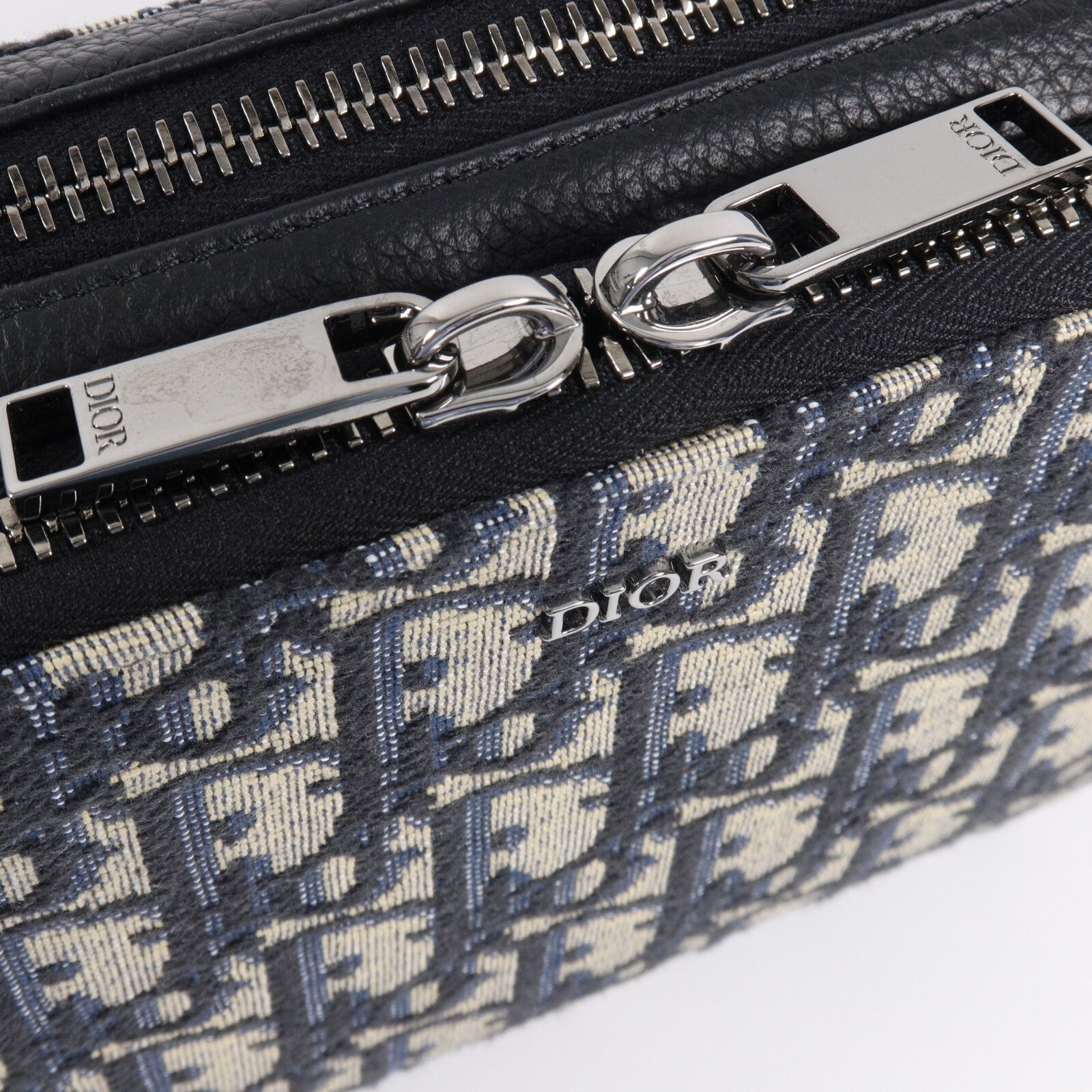 Dior 帆布Oblique Zipped Pouch肩背袋