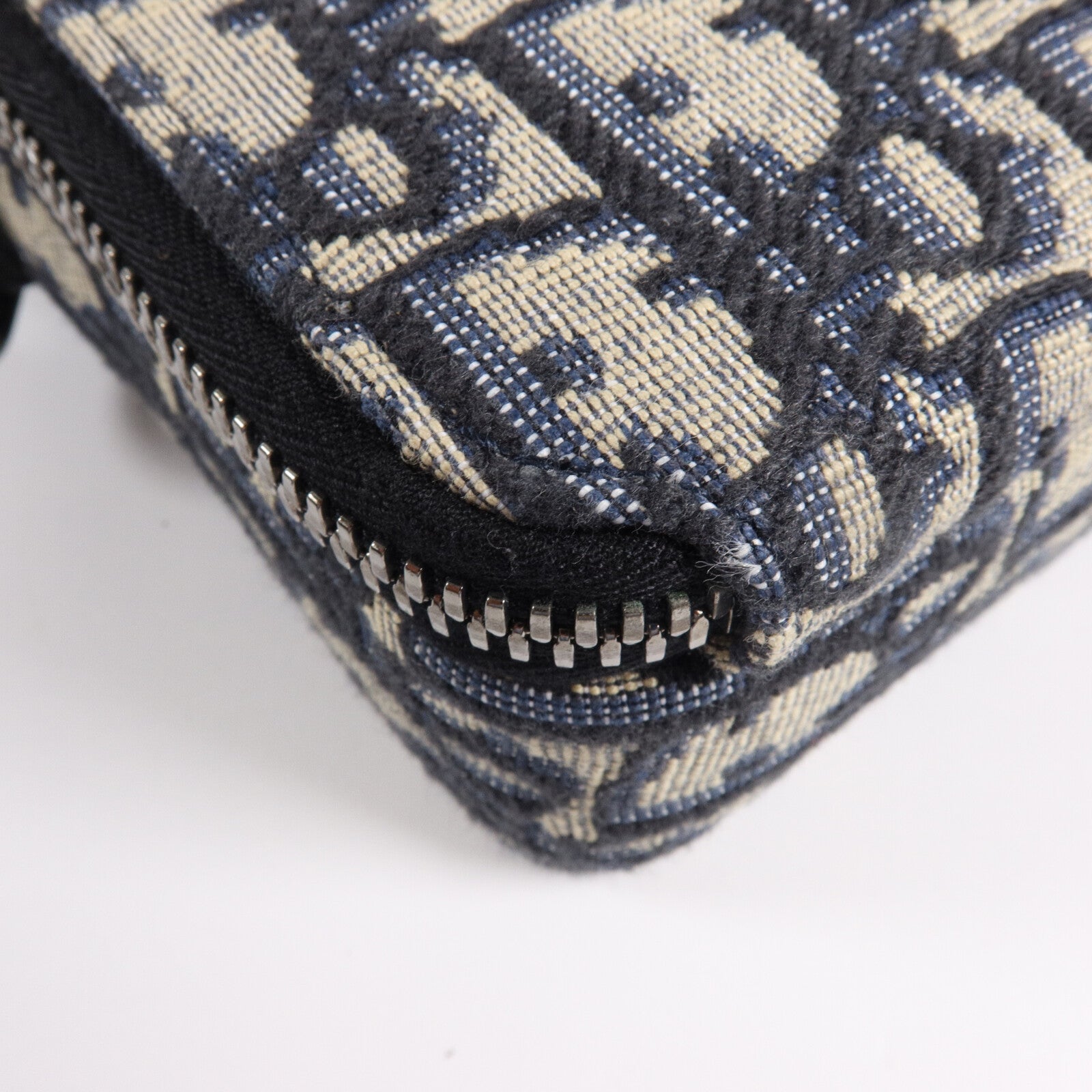 Dior 帆布Oblique Zipped Pouch肩背袋