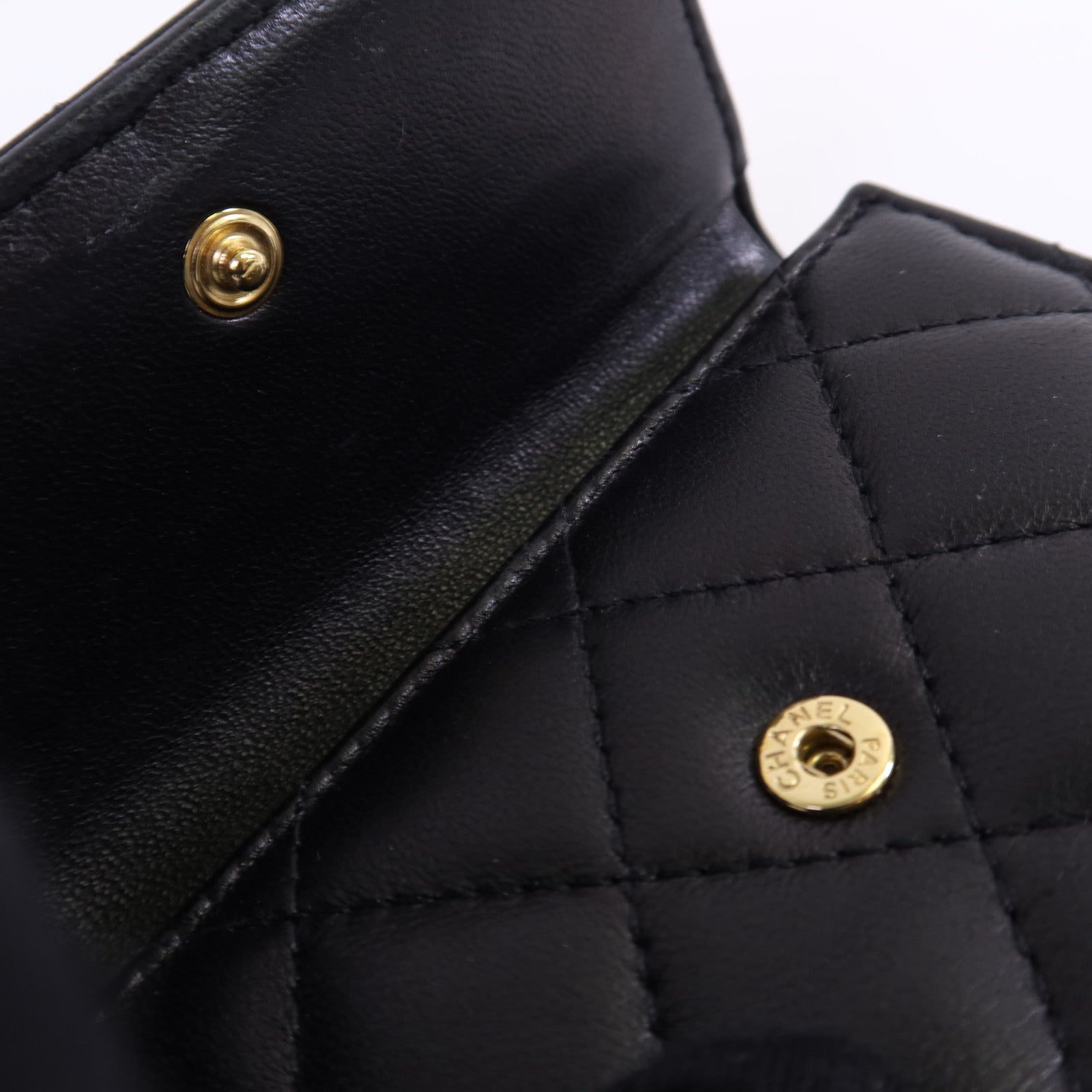 CHANEL 【激減優惠】羊皮皮革Wallet金扣錢包