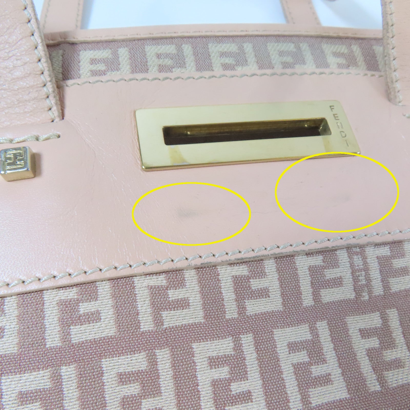 FENDI 帆布Shoulder Bag金扣肩背袋粉紅色