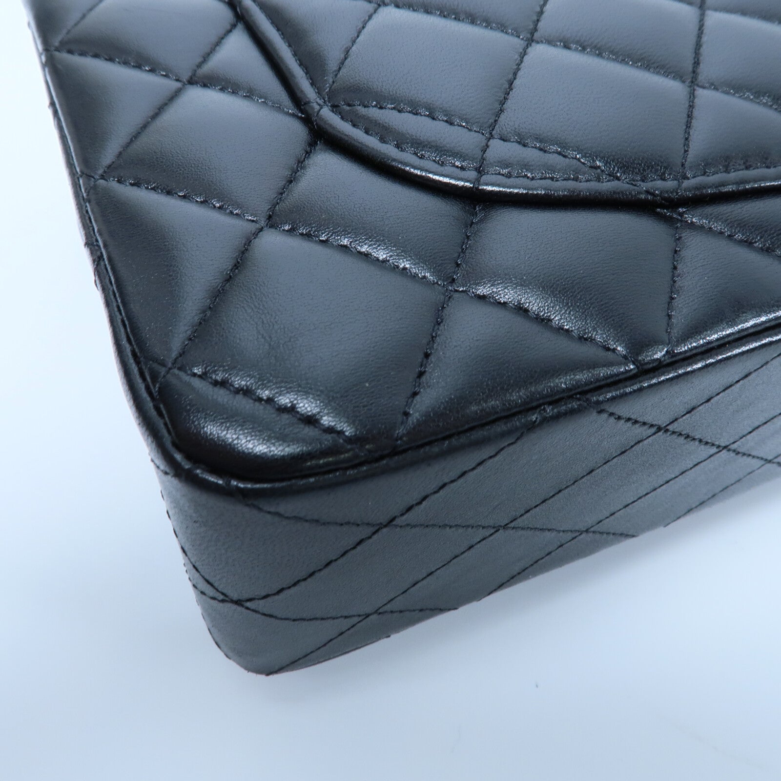CHANEL 羊皮皮革Classic 23鏈帶肩背袋