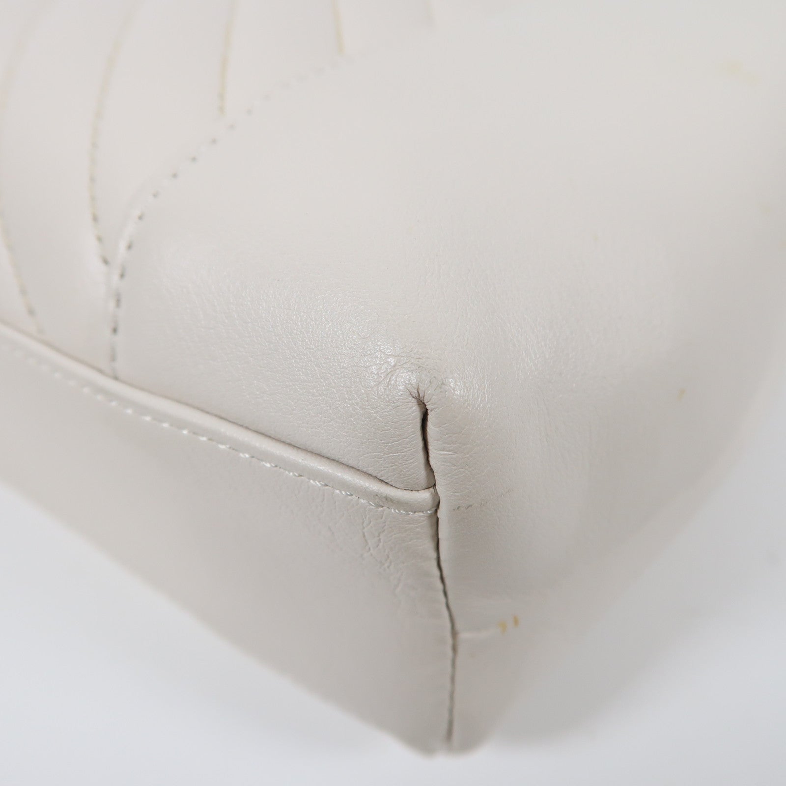 CHANEL Herringbone CC GHW Chain Shoulder Bag Calfskin Leather White