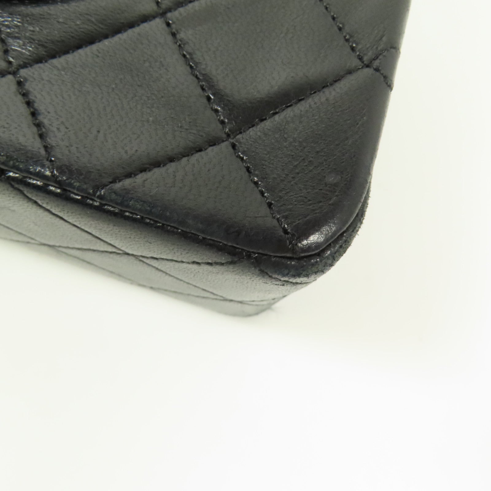 CHANEL 牛皮皮革Vintage Chain Shoulder金扣鏈帶肩背袋