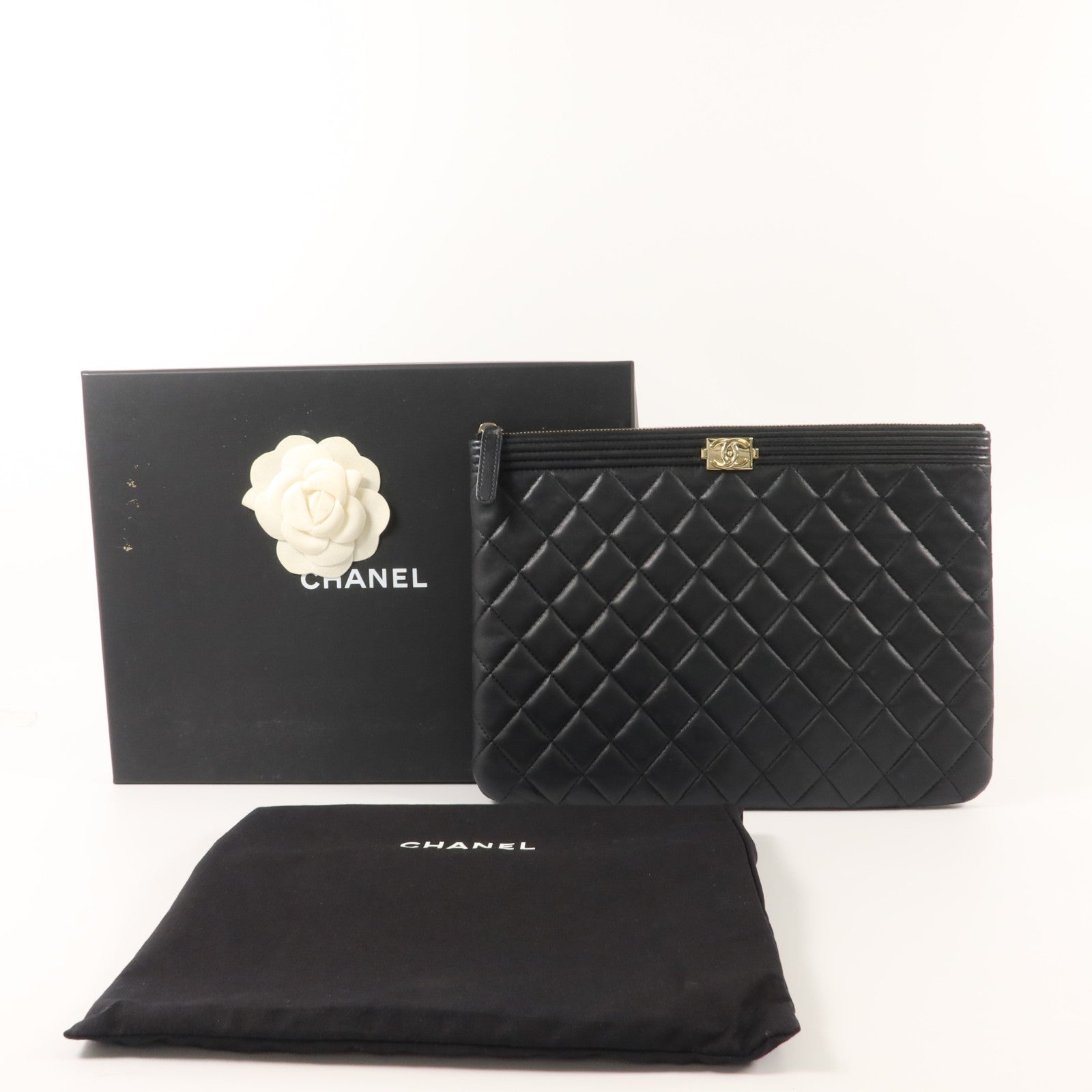 CHANEL 羊皮皮革Boy Chanel Pouch小袋