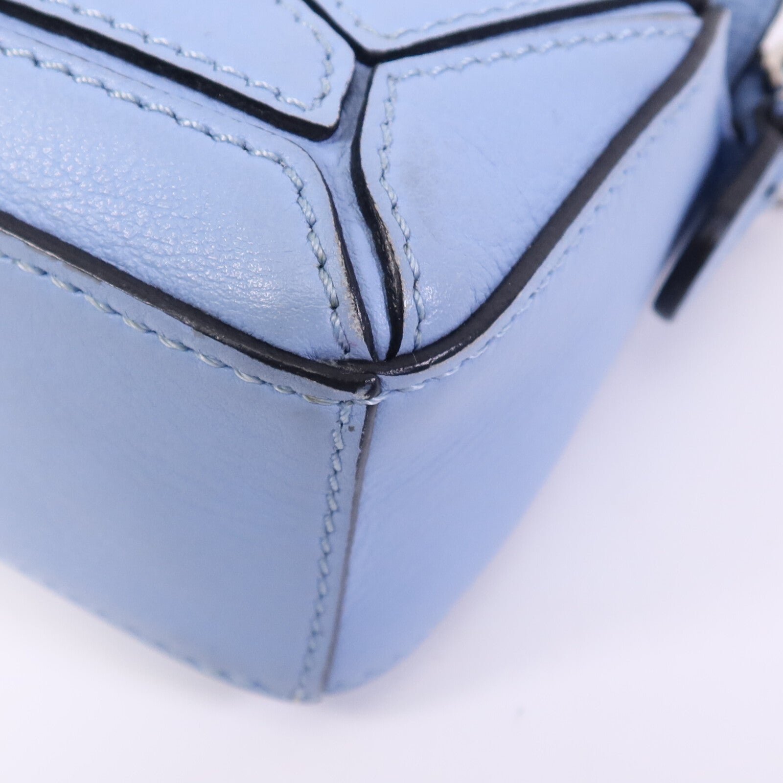 LOEWE 羊皮皮革Nano Puzzle銀扣鏈帶手挽肩背兩用袋