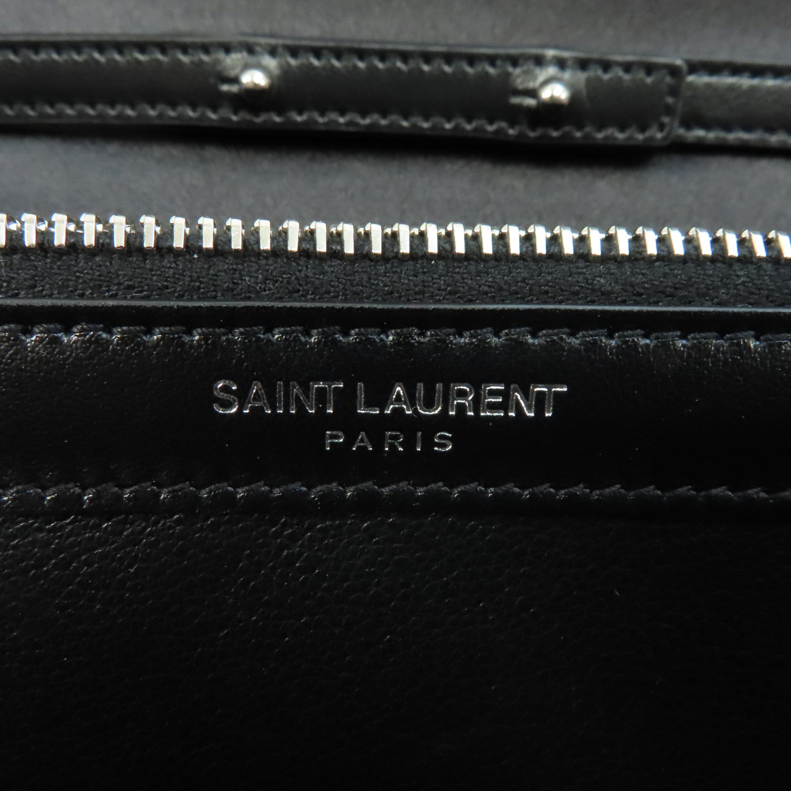 YVES SAINT LAURENT 亮片Chain Shoulder銀扣鏈帶肩背袋黑色