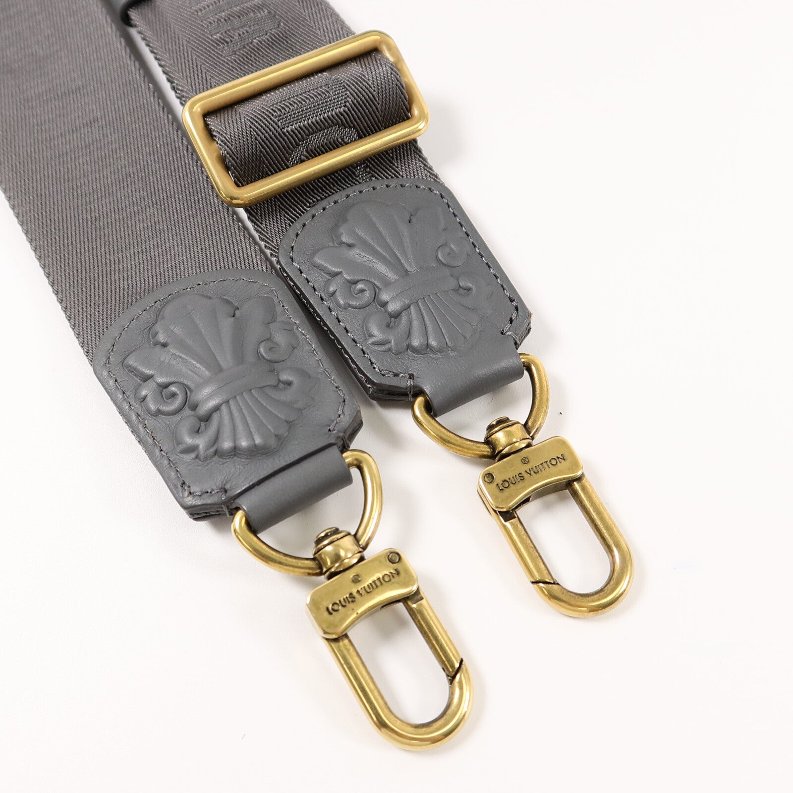 LOUIS VUITTON 牛皮皮革Cruiser Messenger肩背袋