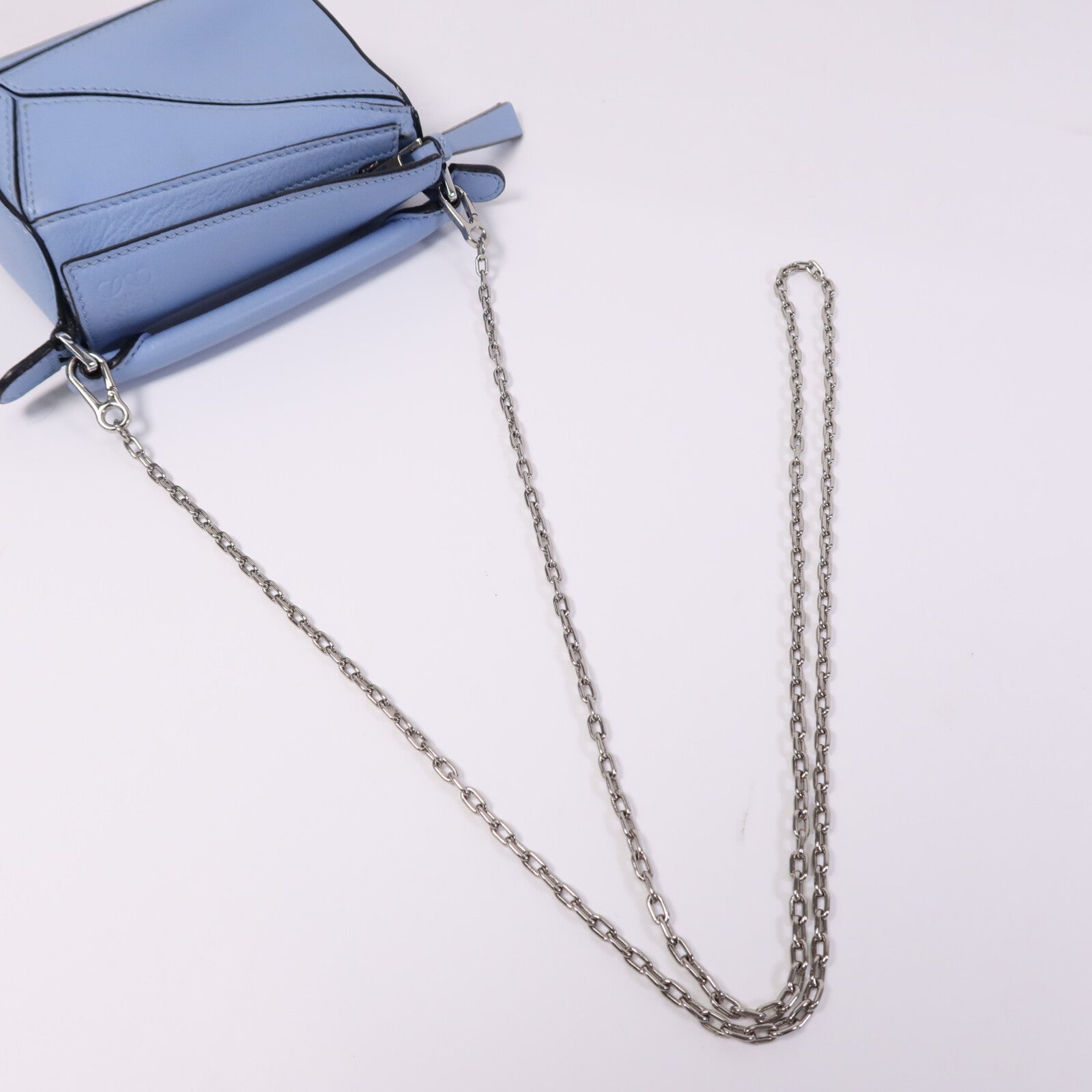 LOEWE 羊皮皮革Nano Puzzle銀扣鏈帶手挽肩背兩用袋