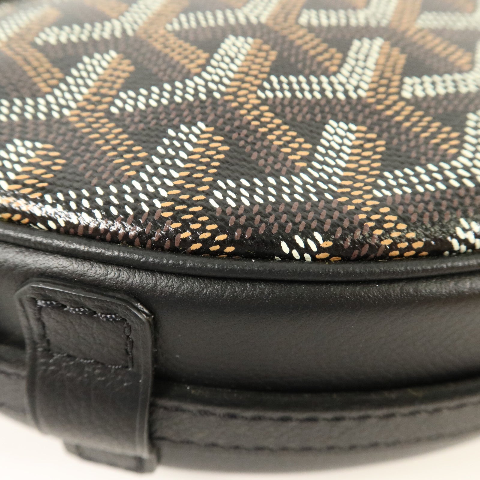 GOYARD 塗層帆布Hirondelle Bag銀扣肩背袋