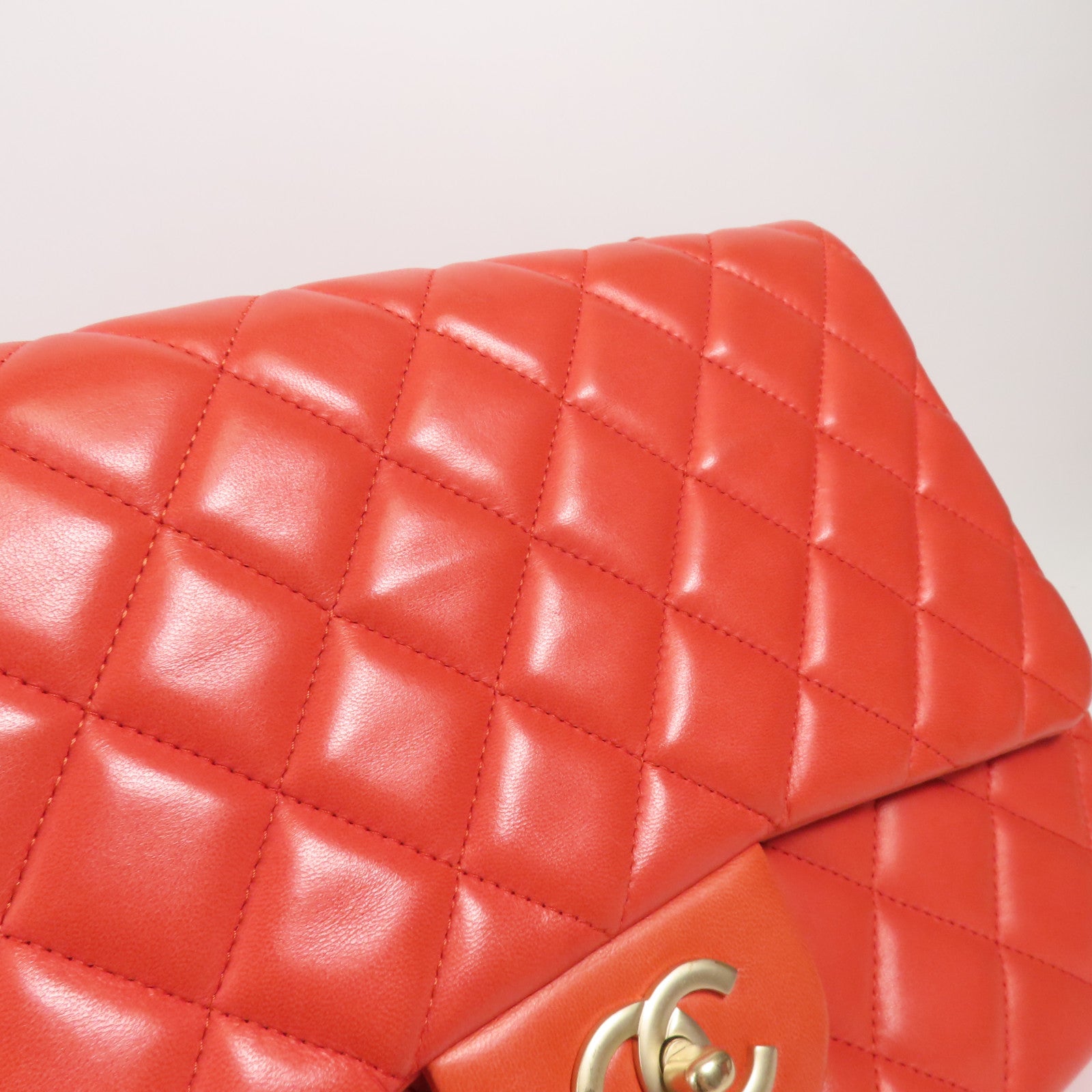 CHANEL 羊皮皮革Large Classic金扣肩背袋