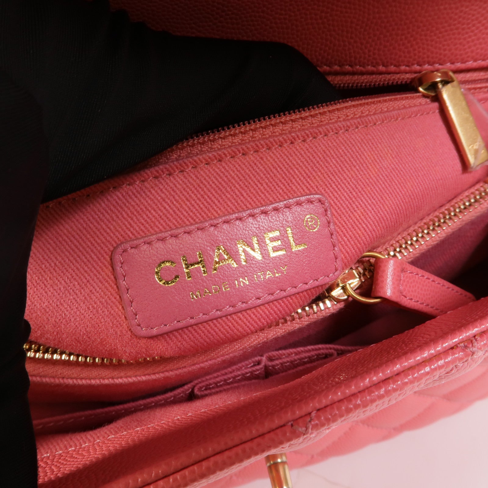CHANEL 牛皮皮革Coco Handle Medium鏈帶手挽肩背兩用袋