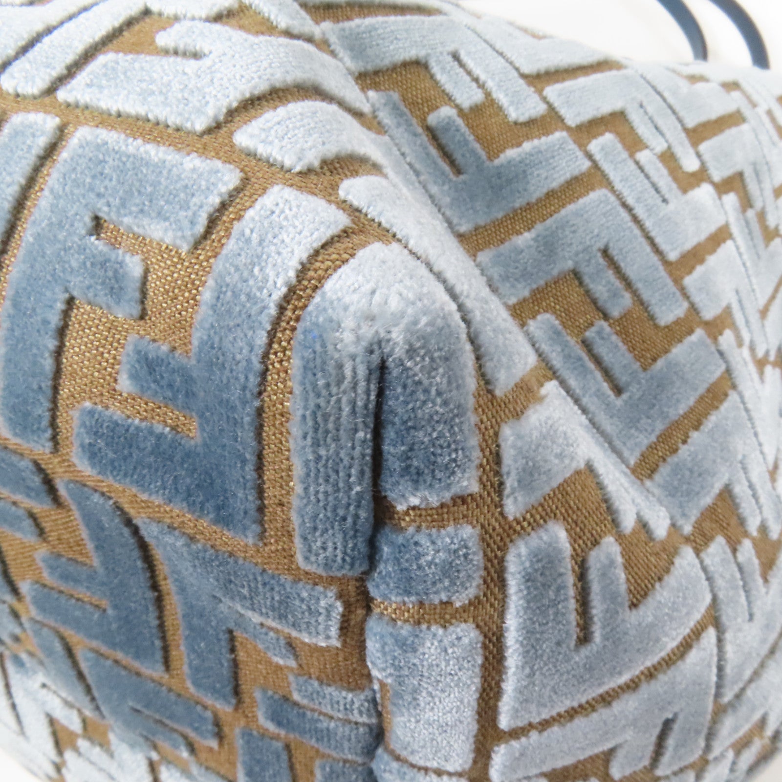 FENDI 帆布/天鵝絨Roll Large肩背袋