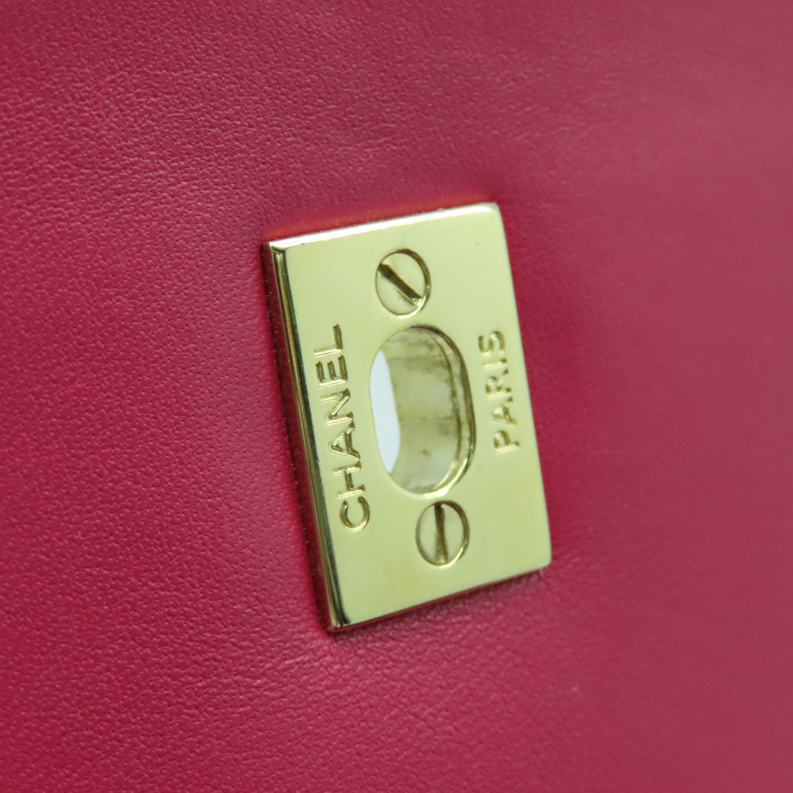 CHANEL 菱格羊皮皮革Chain Shoulder Bag金扣肩背袋紫紅色