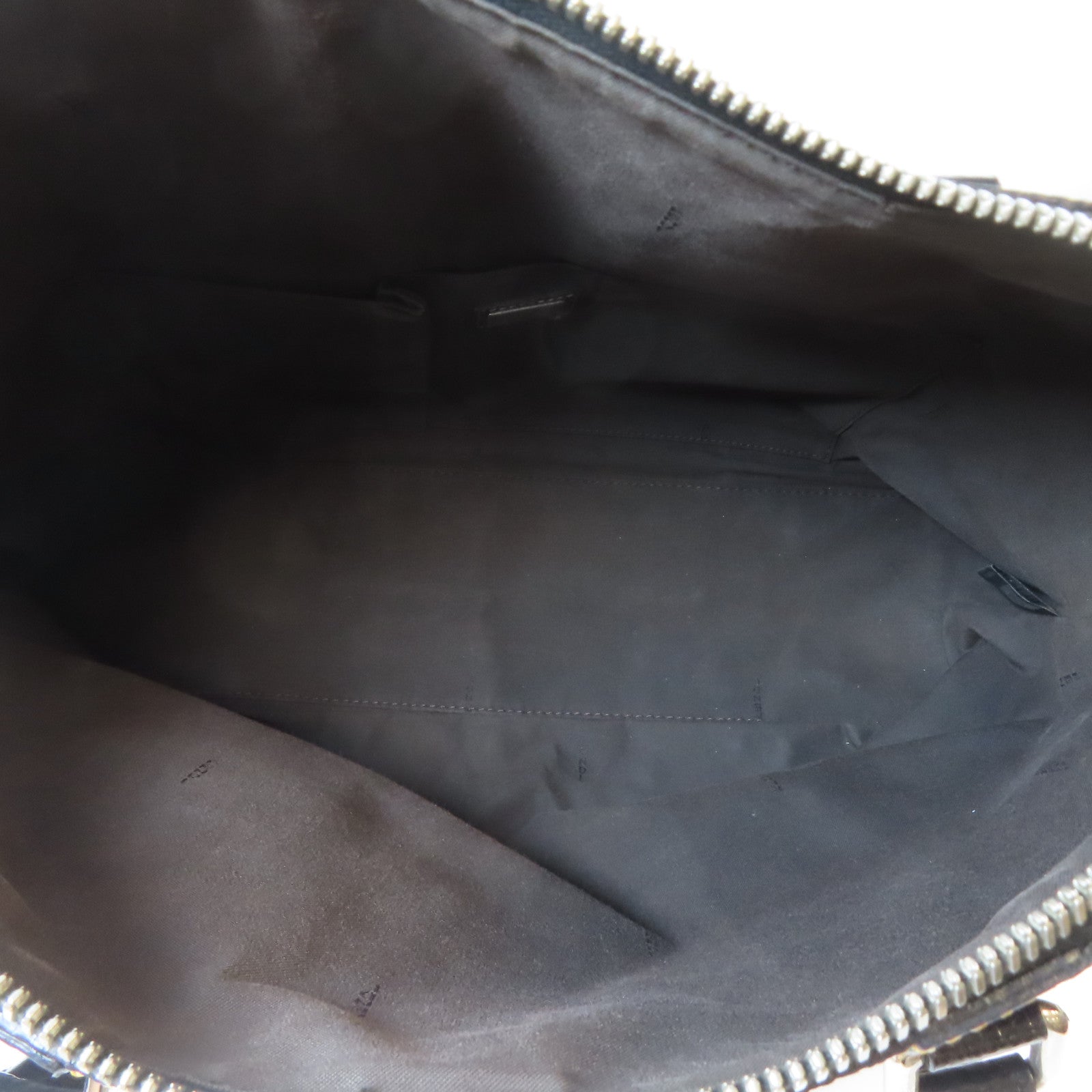 FENDI 【激減優惠】皮革Shoulder Bag銀扣肩背袋黑色
