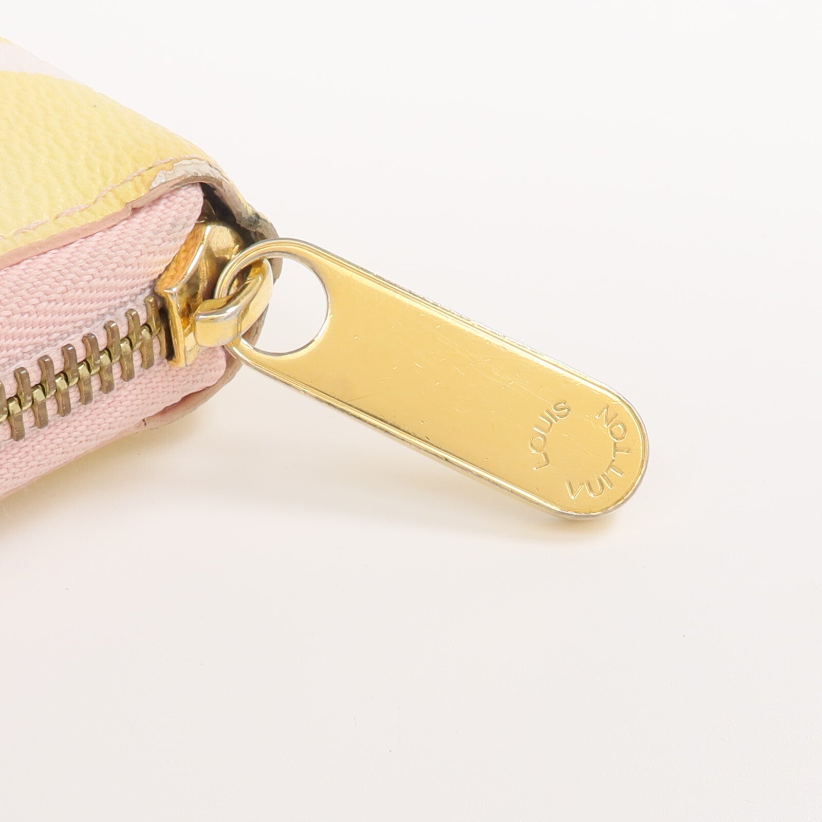 LOUIS VUITTON Monogram By The Pool Zippy Wallet金扣長錢包