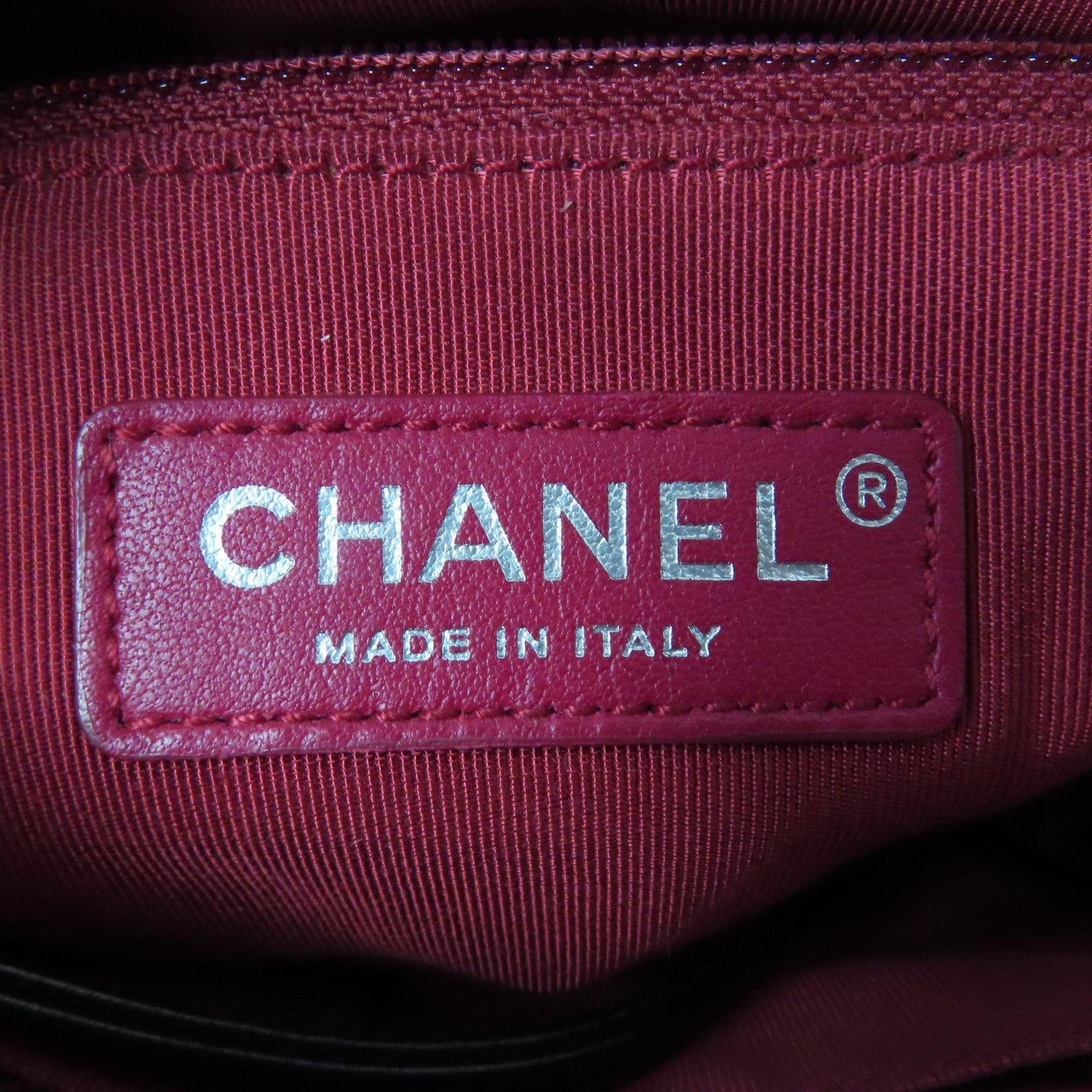 CHANEL 菱格牛皮皮革Gabrielle金扣/銀扣鏈帶肩背袋黑色