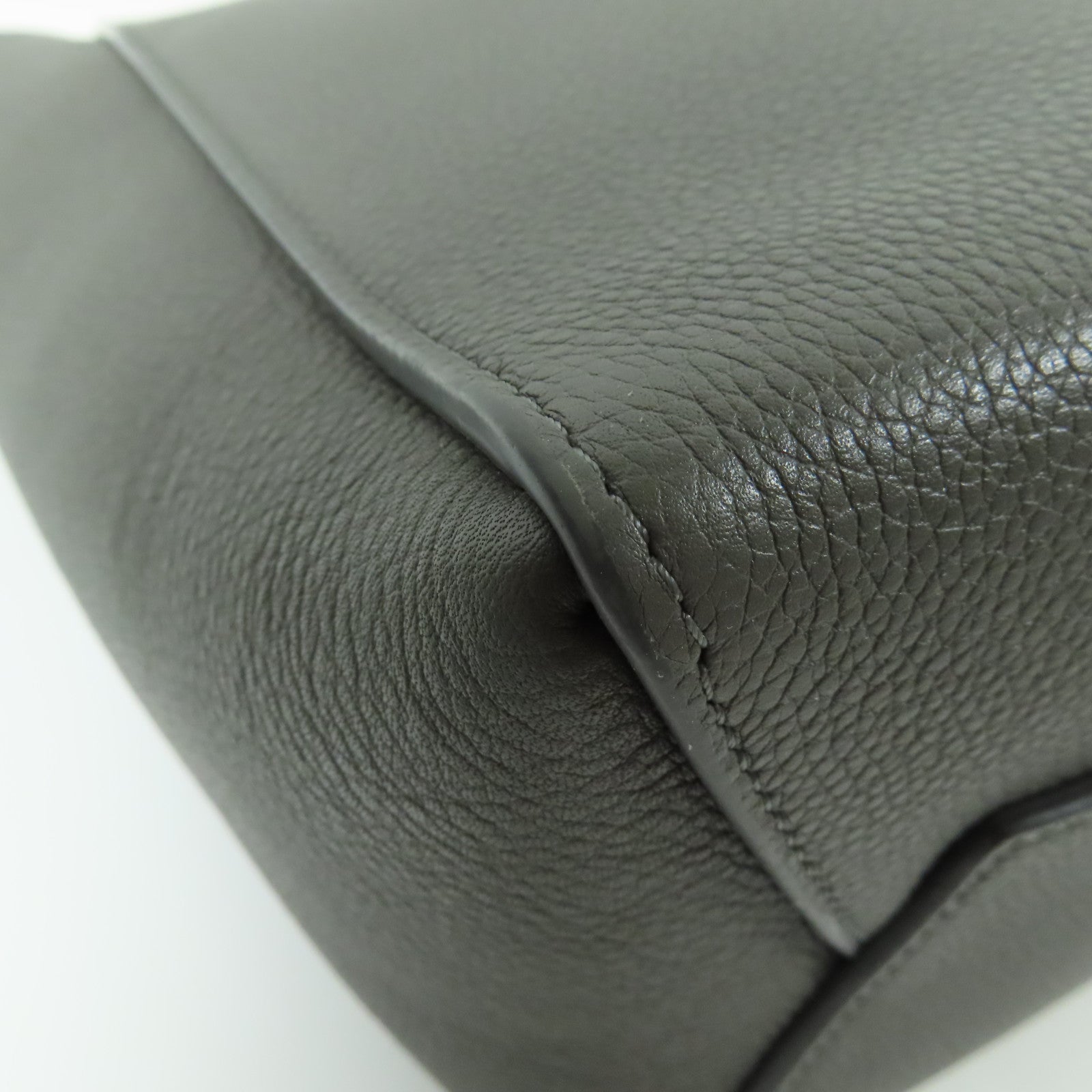 CELINE 牛皮皮革Sangle Bucket金扣肩背袋