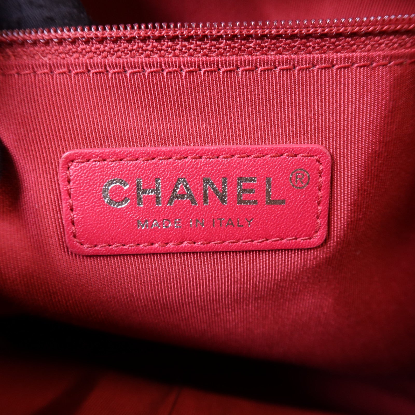 CHANEL 【激減優惠】牛皮皮革Gabrielle Large鏈帶肩背袋