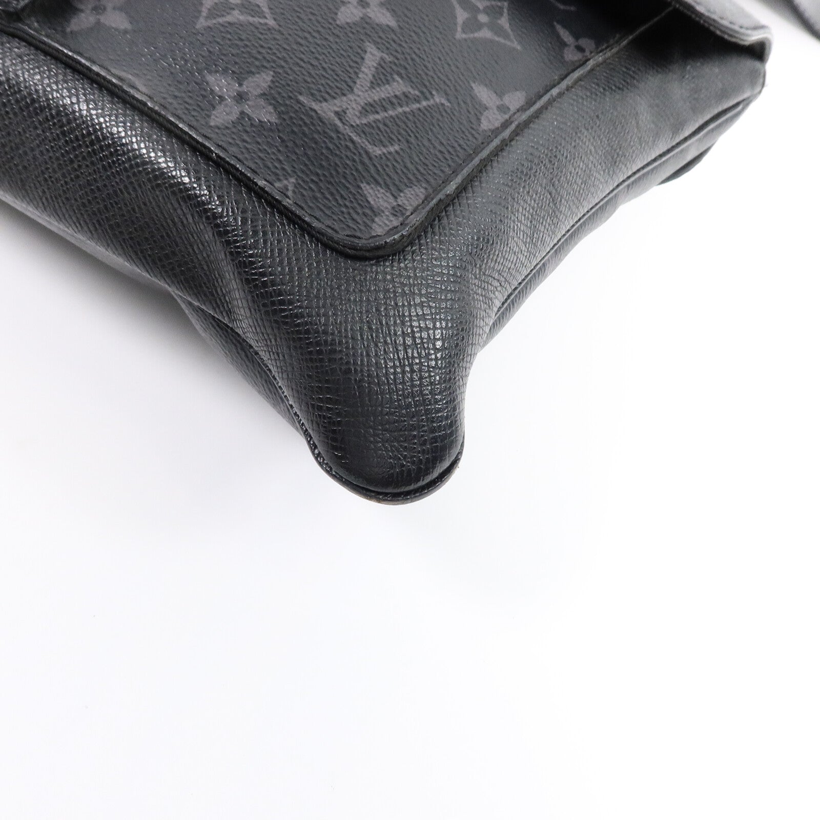 LOUIS VUITTON Taigarama Outdoor Flap Messenger肩背袋