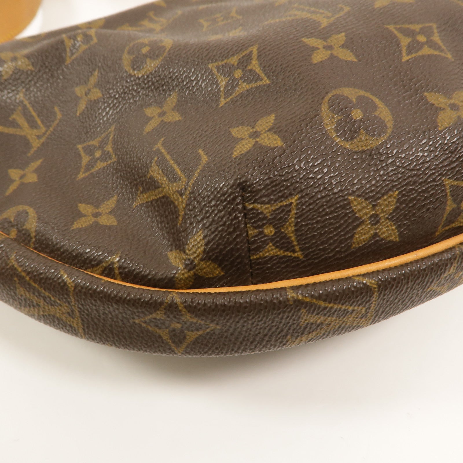 LOUIS VUITTON Monogram Croissant MM肩背袋