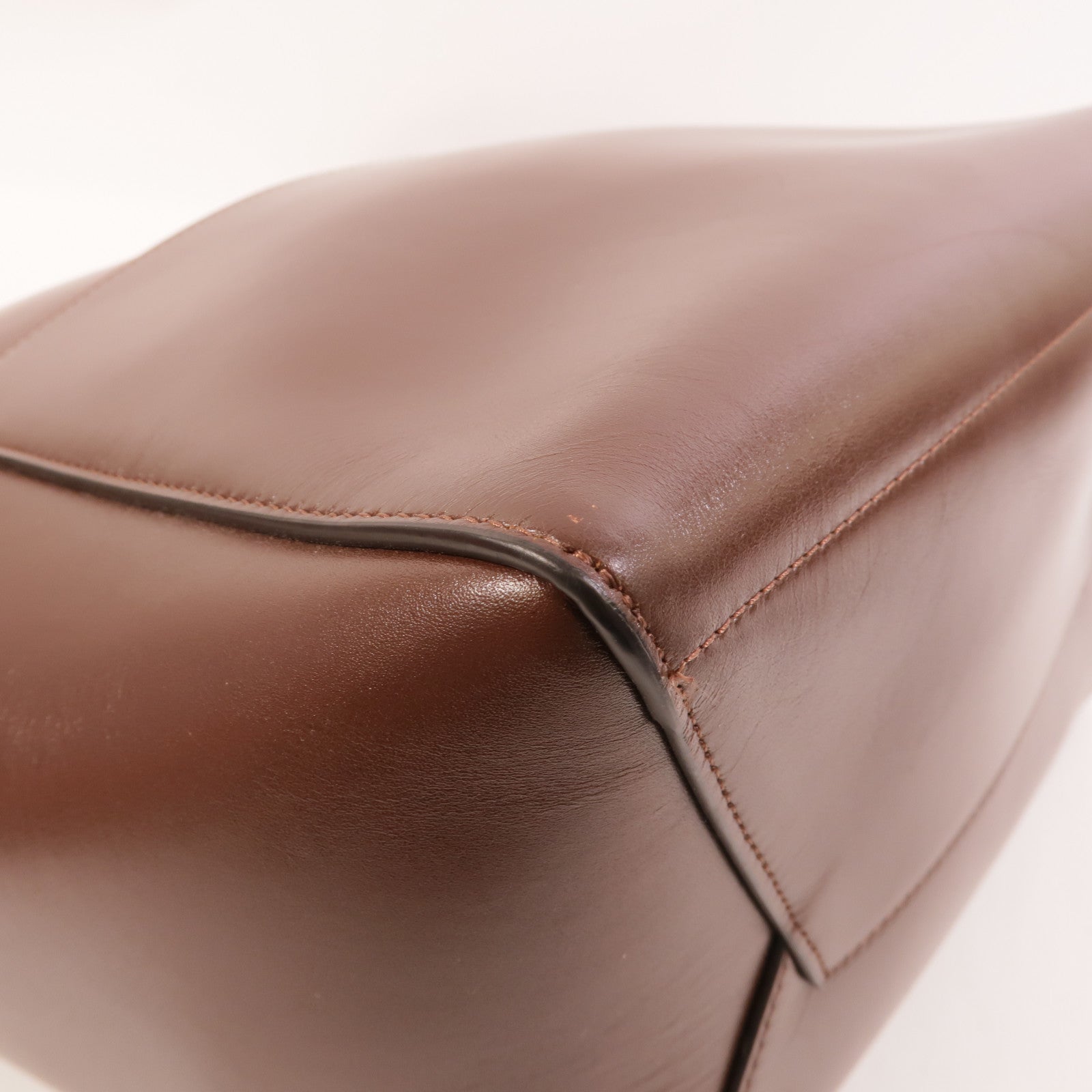 CELINE 牛皮皮革Sangle Bucket Large肩背袋