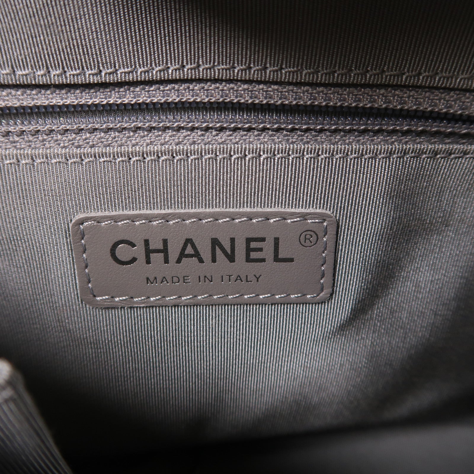 CHANEL 牛皮皮革Gabrielle鏈帶肩背袋
