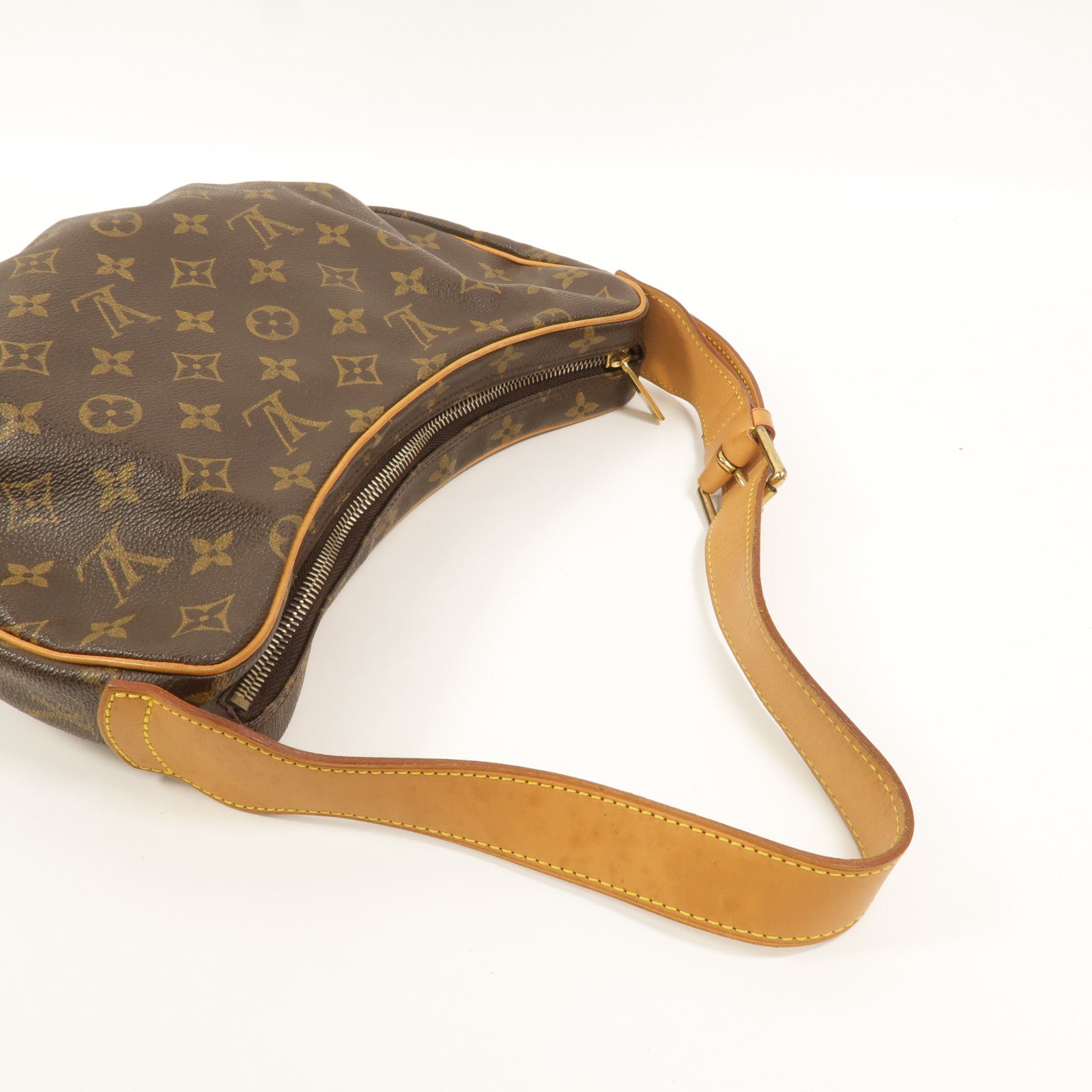 LOUIS VUITTON Monogram Croissant MM肩背袋