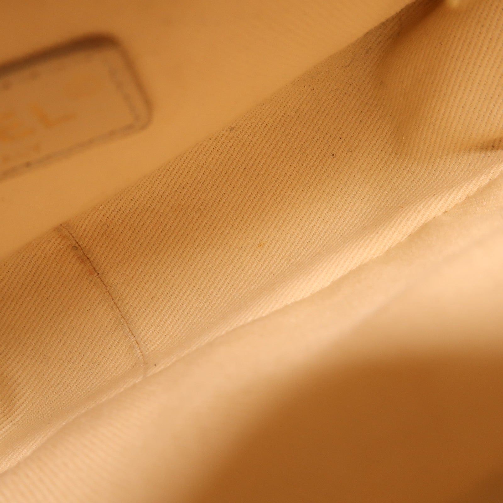 CHANEL 牛皮皮革Chain Shoulder金扣手挽肩背兩用袋