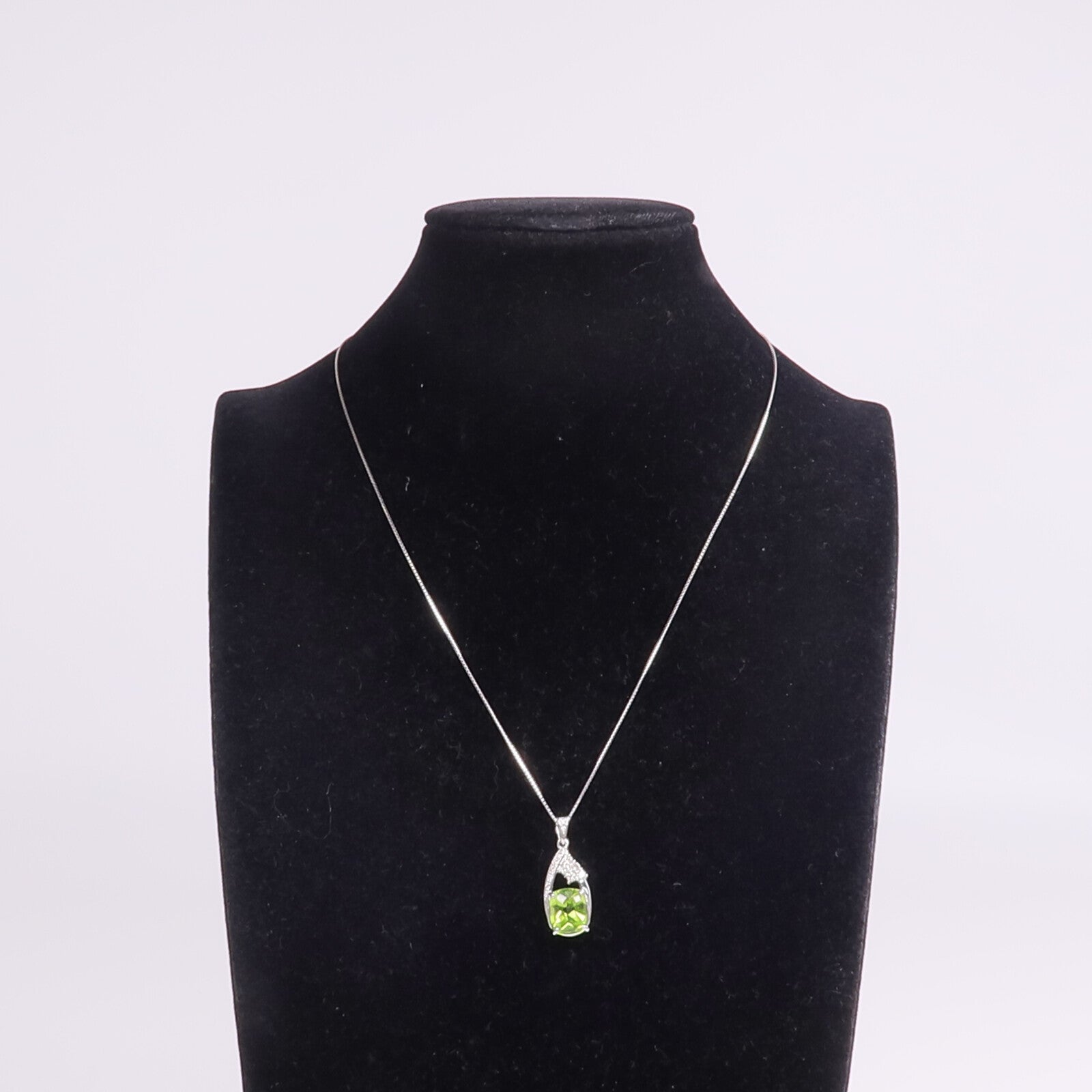JEWELRY 【激減優惠】18K白金Peridot Diamnd Necklace橄欖石/鑽石項鍊