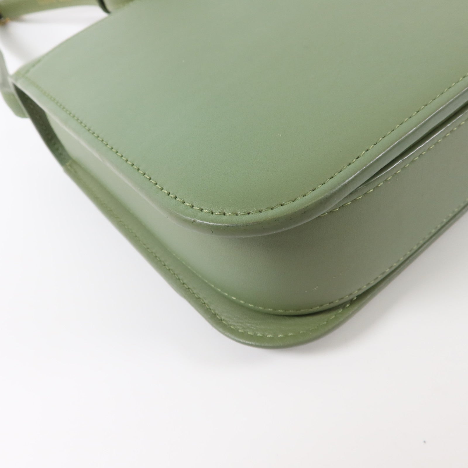 LOEWE 牛皮皮革Goya Medium肩背袋